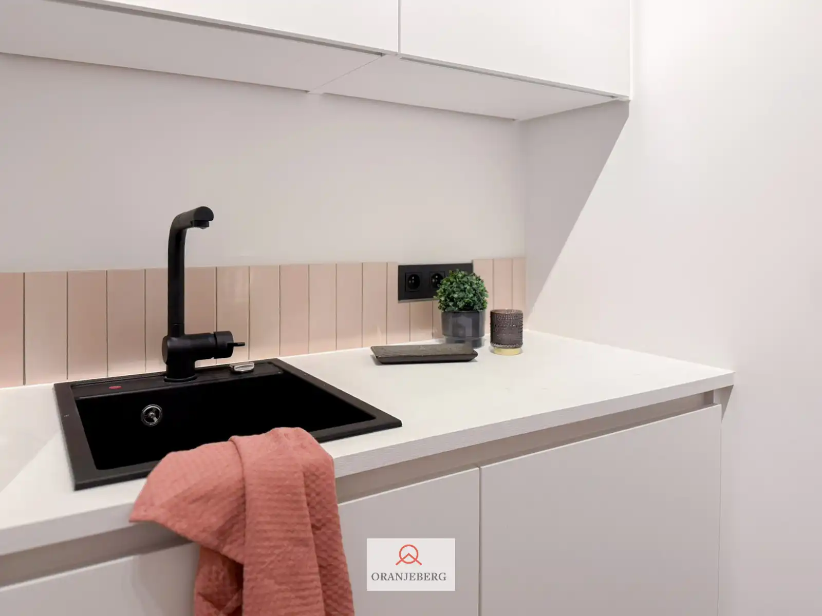 LAATSTE STUDIO! Gerenoveerde lichtrijke duplex studentenstudio foto 15