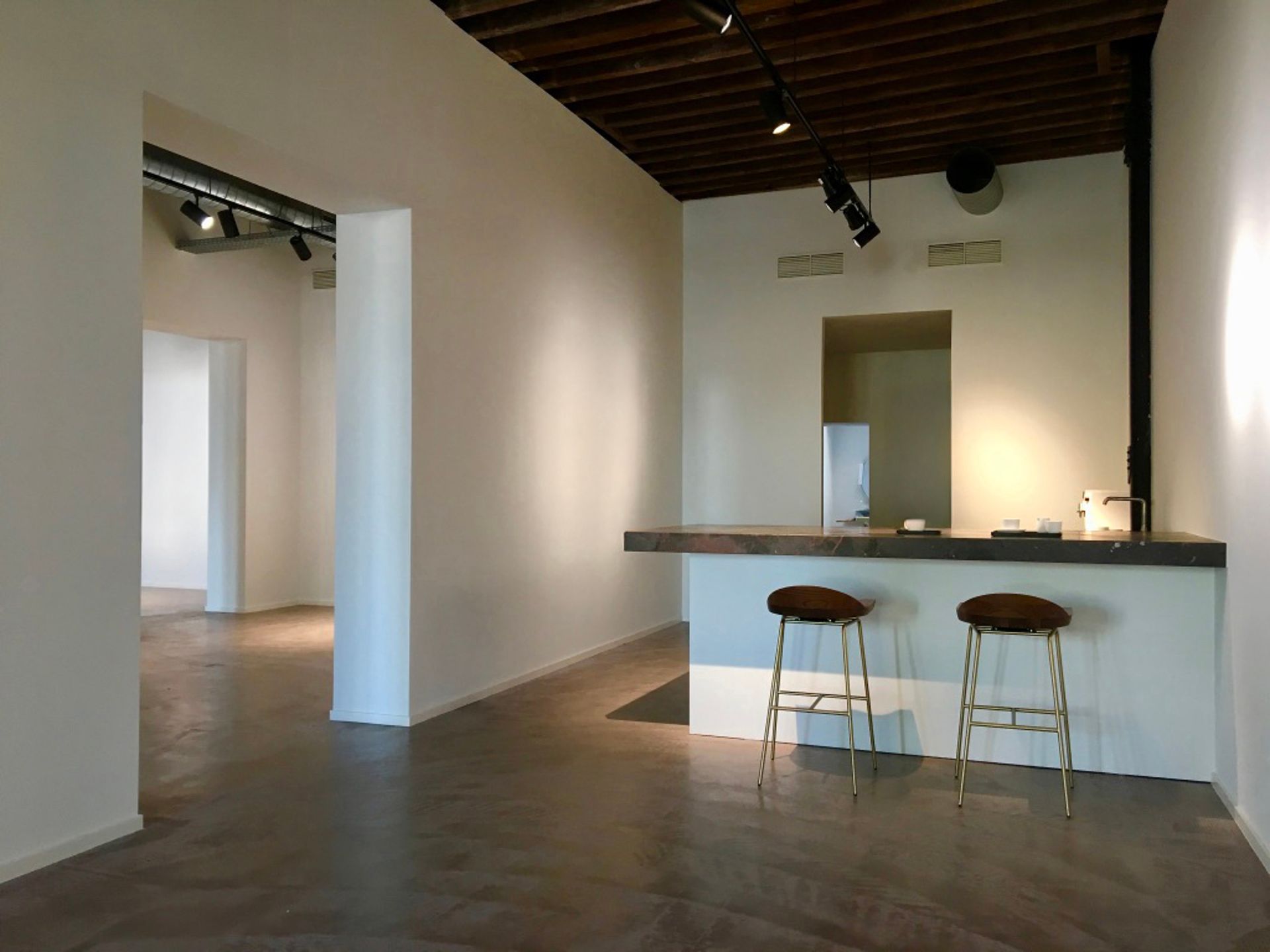 ANTWERPEN - Commercieel gelijkvloers op het Eilandje foto 3