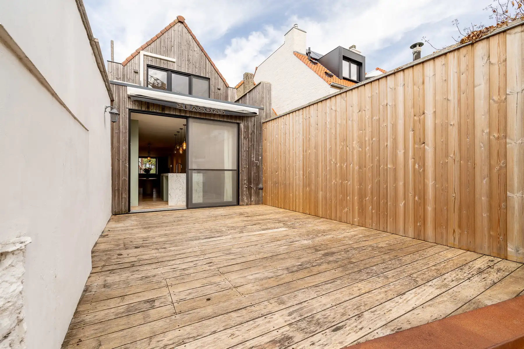 Volledig vernieuwde, gezellige ongemeubelde woning foto 5