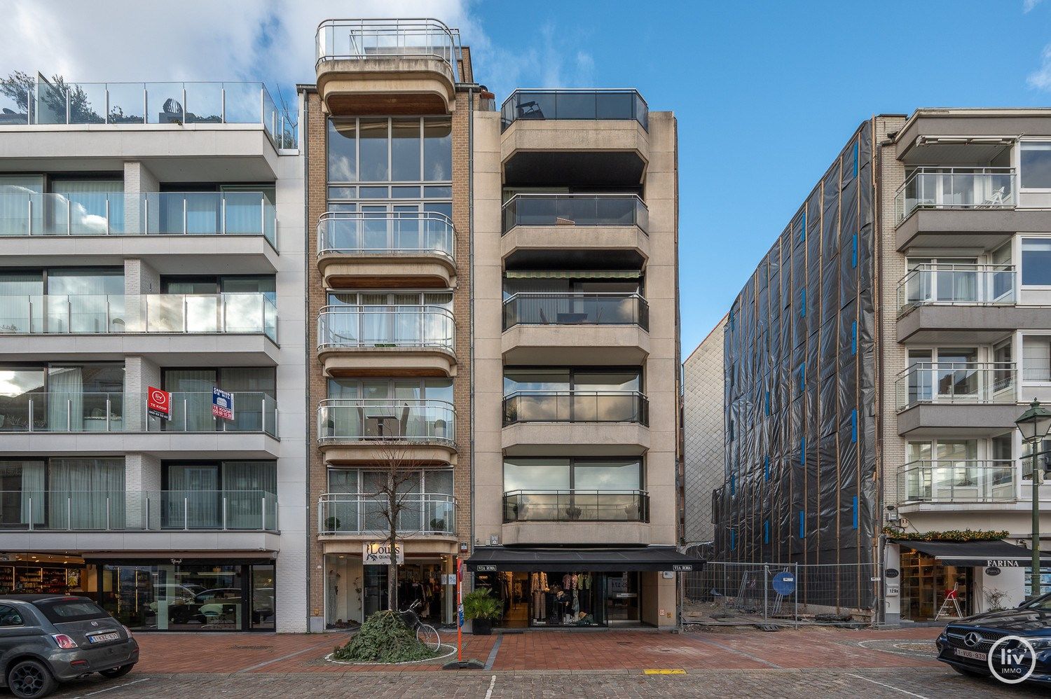 Integraal gerenoveerd 2-kamer appartement met een open zicht over het Yzepark. foto 1