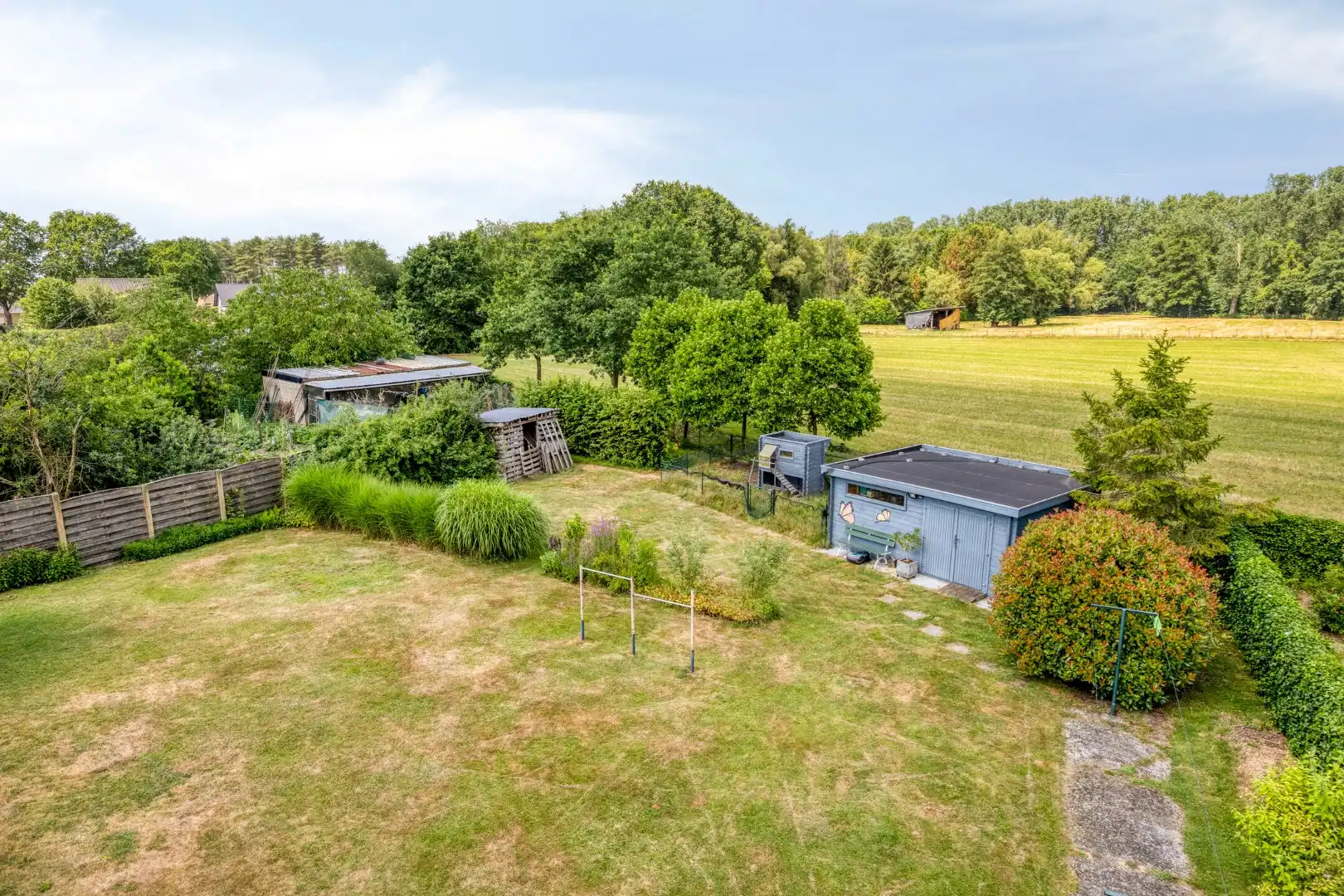 Ruime instapklare woning met 3 slpks op een perceel van 1.251 m² met prachtig uitzicht op achterliggend groen !  foto 29