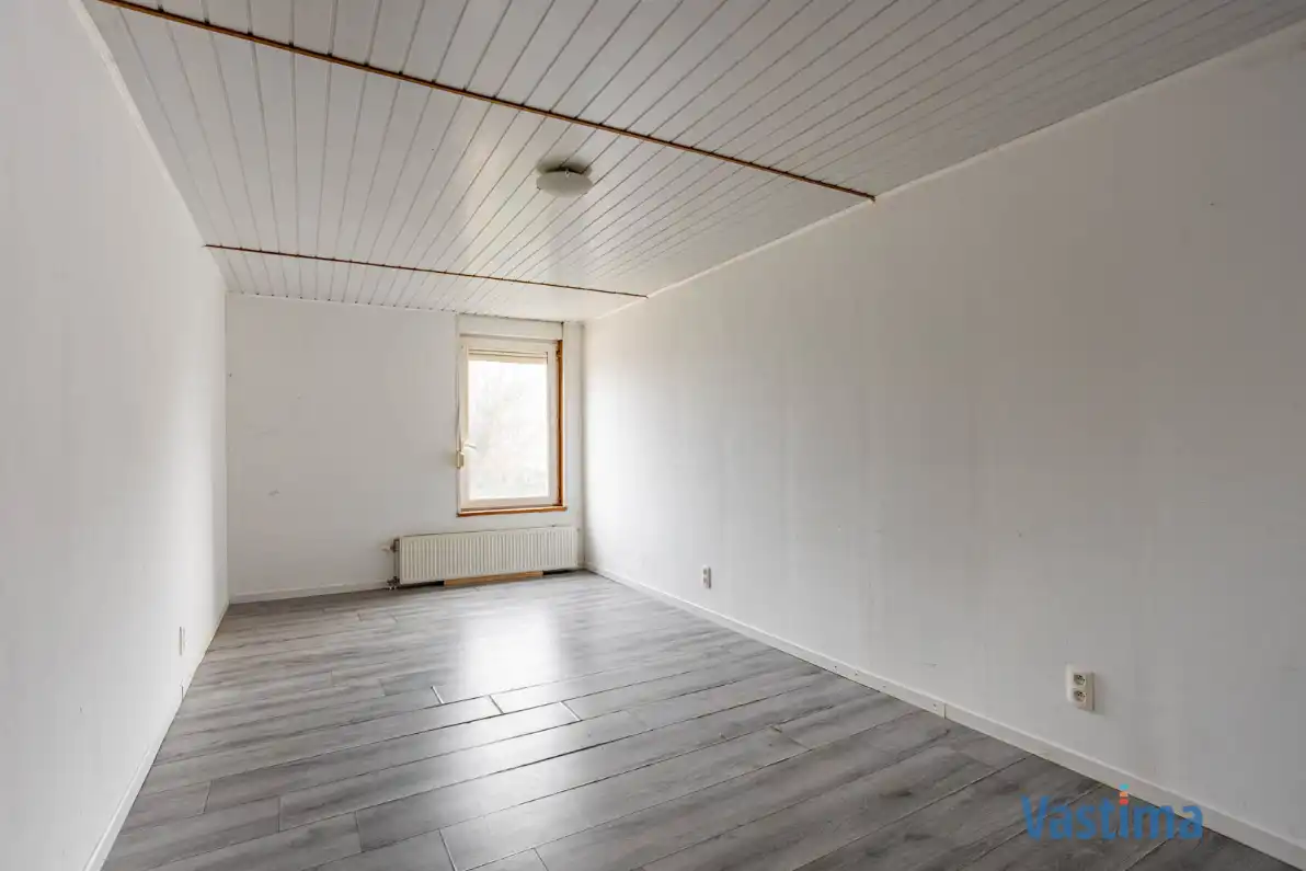 Op te frissen woning met potentieel in Erembodegem foto 13