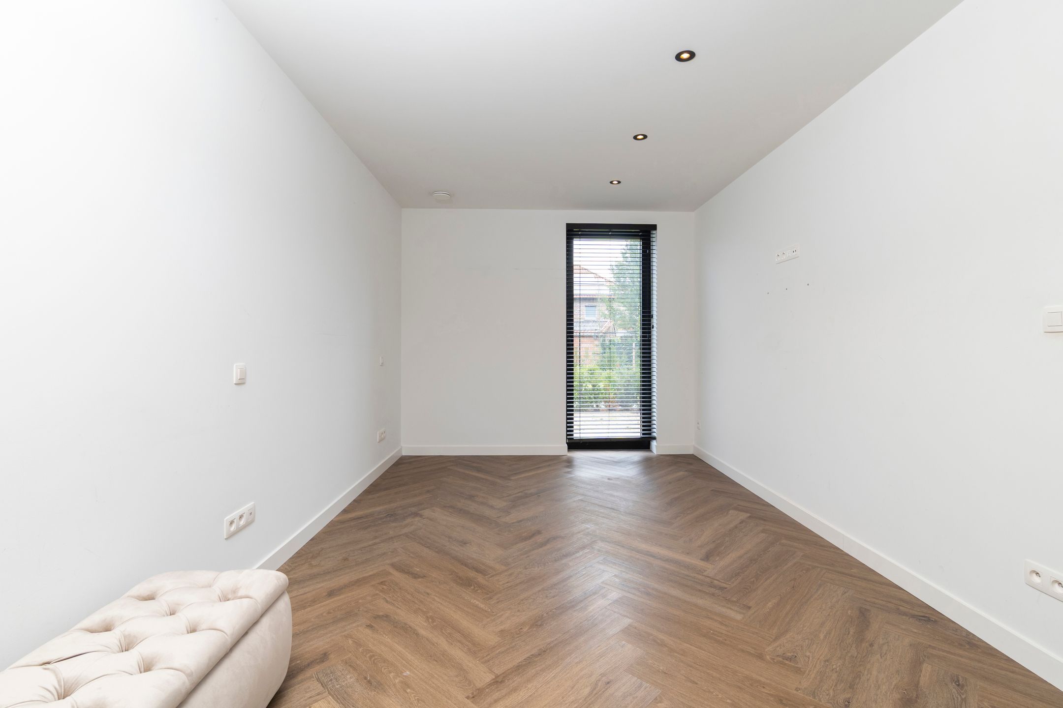 Luxe afgewerkt gelijkvloers appartement met twee slaapkamers foto 9