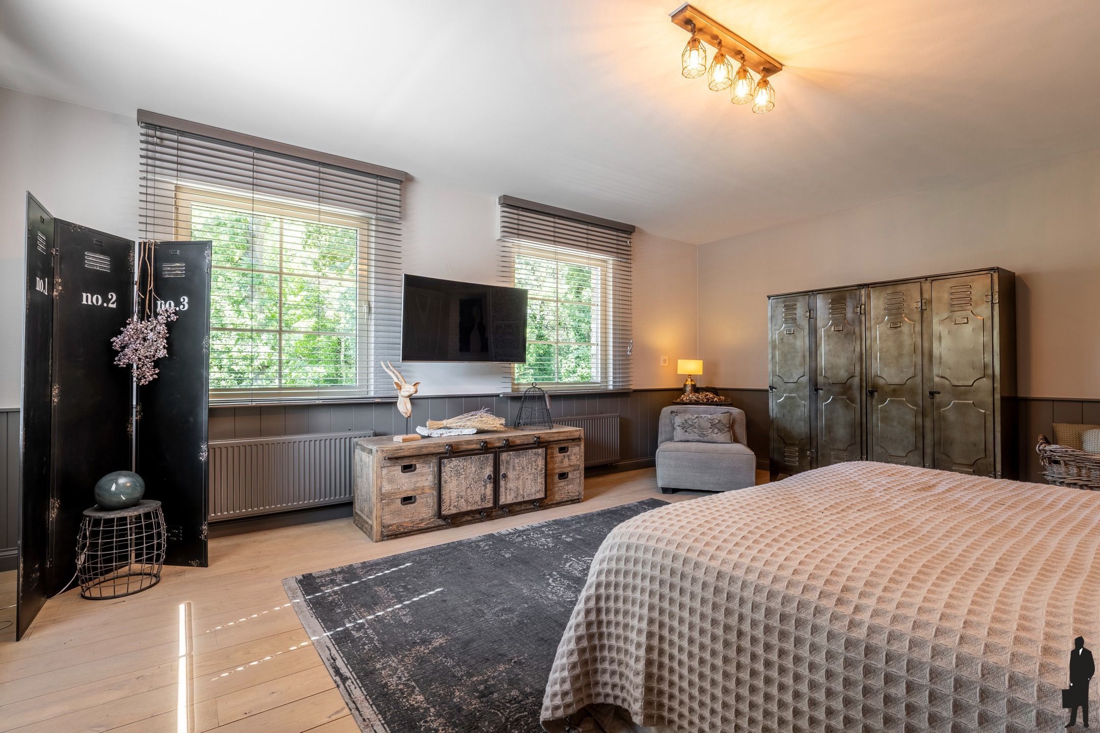 Uitzonderlijk gelegen, recente villa op domein van ca. 2ha  foto 25