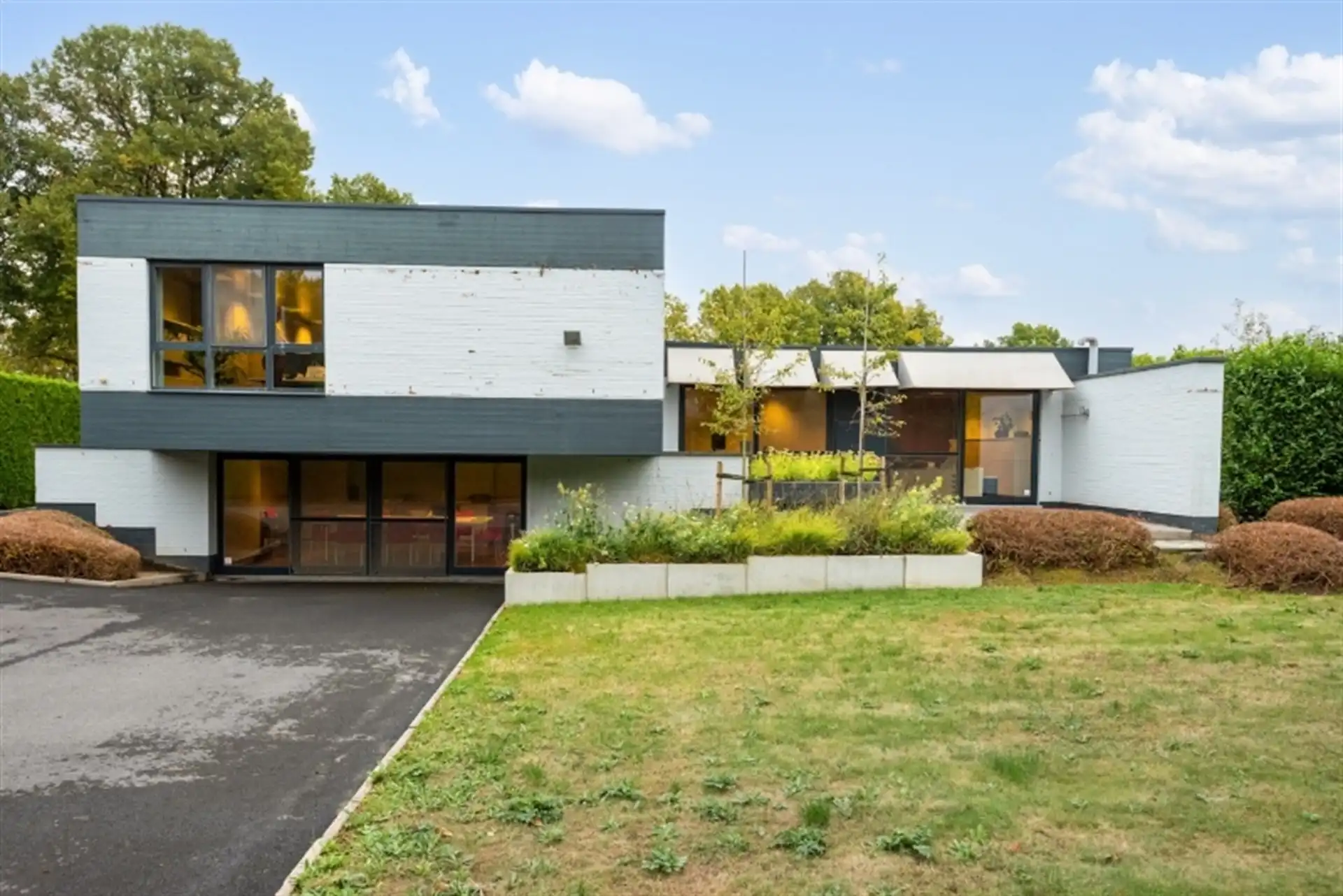 Multifunctioneel pand in casco toestand op toplocatie te Aalst. foto 10