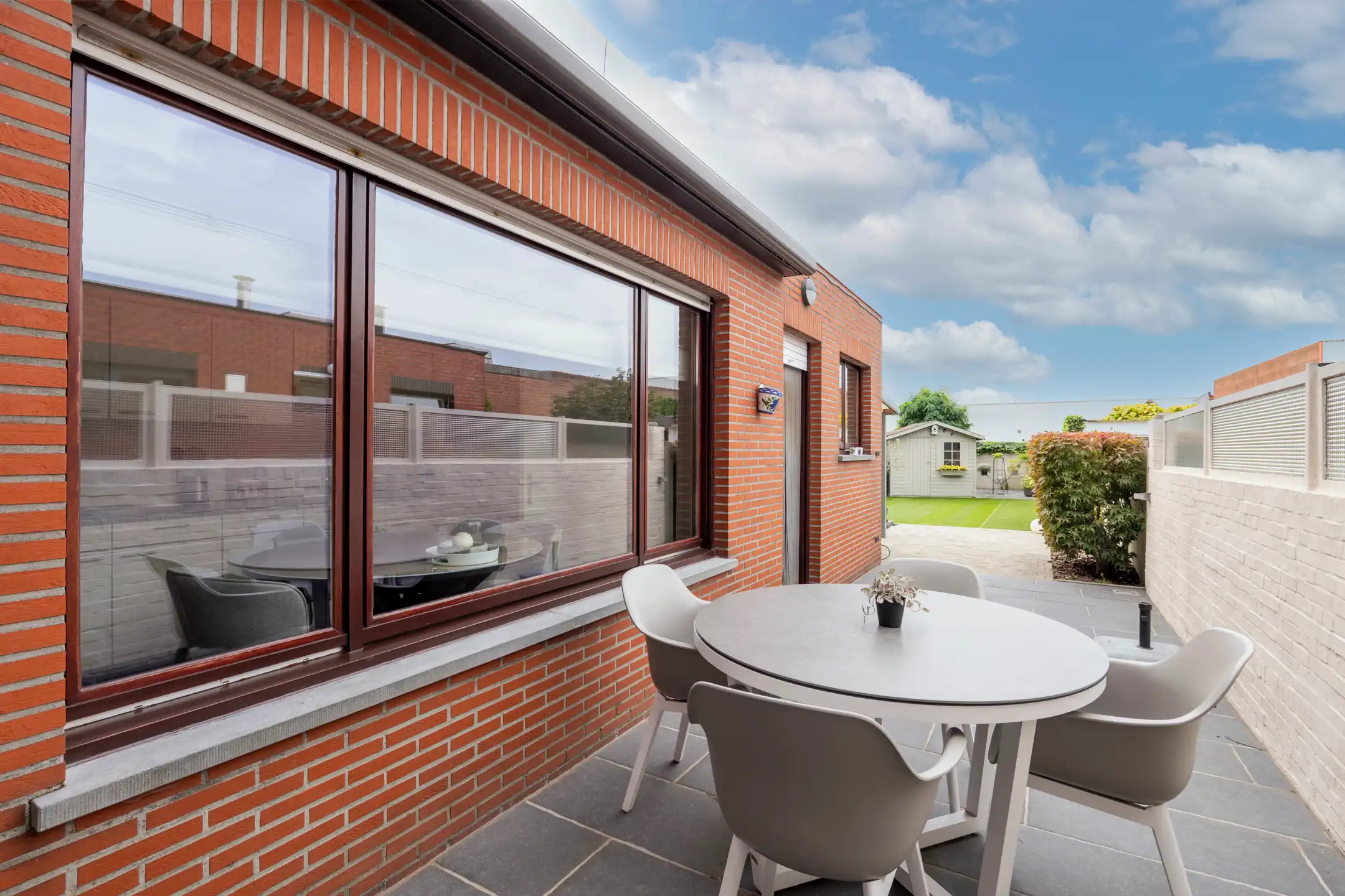 Instapklare ruime woning met tuin aan rand van het centrum. foto 19