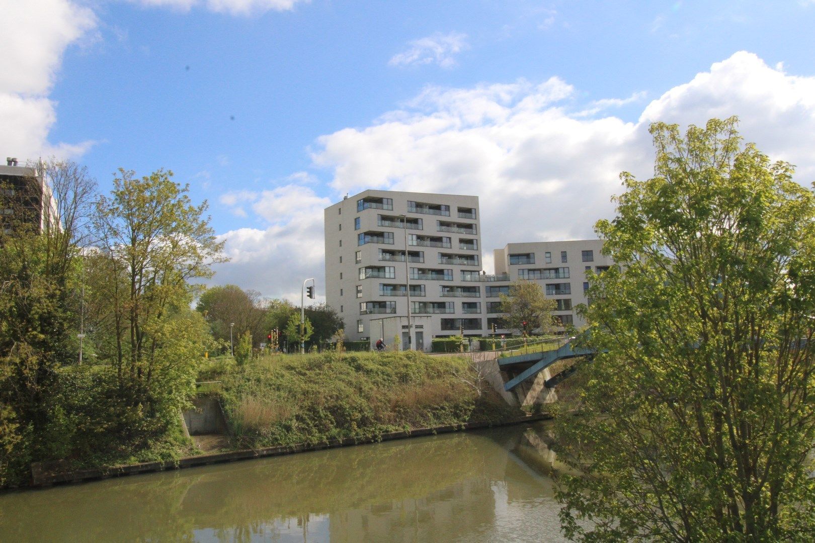 Appartement met  terras en zicht op het water. foto 2