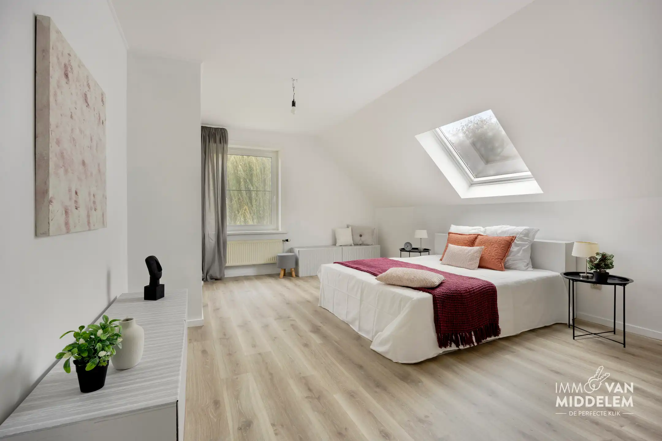 INSTAPKLARE VILLA MET 4 KAMERS EN BUREAU OP +/- 4a82ca foto 16