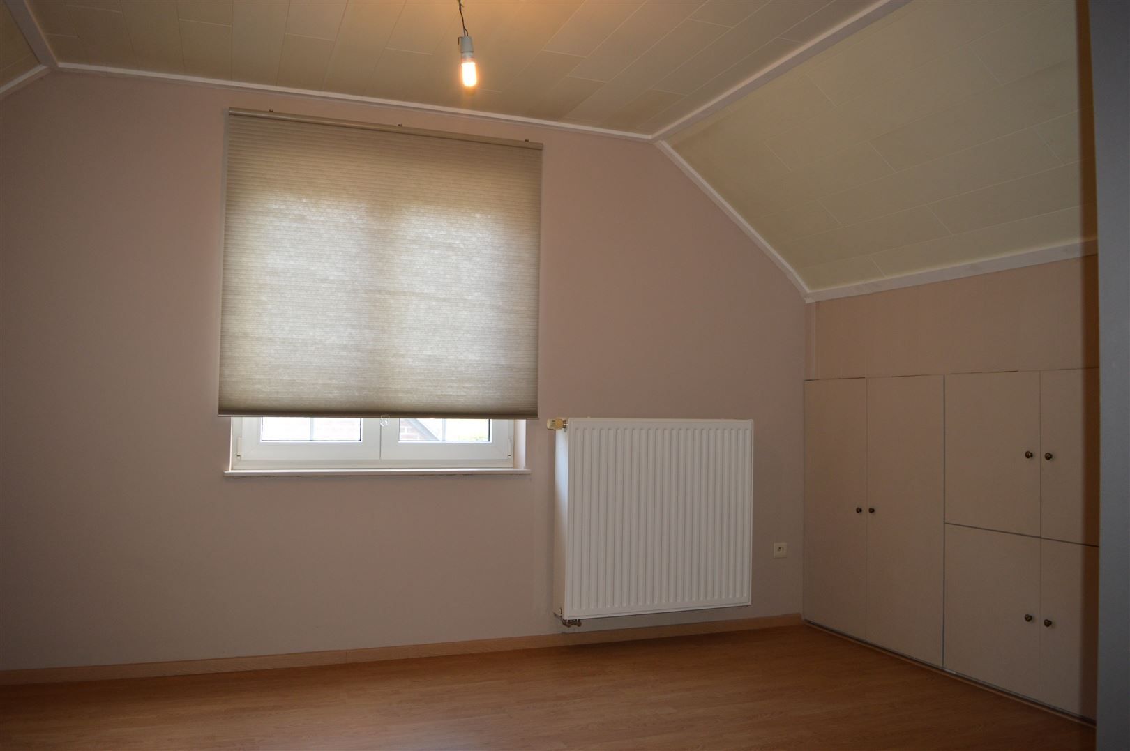 TE HUUR: vrijstaande woning met 4 slaapkamers gelegen te Houthalen-Helchteren! foto 17