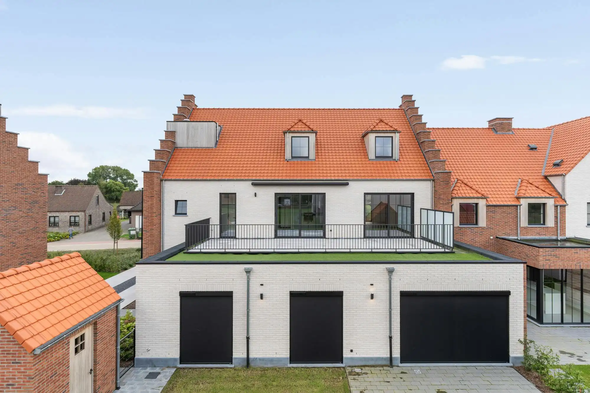 Instapklaar appartement (234 m²)  te koop in Weelde foto 2