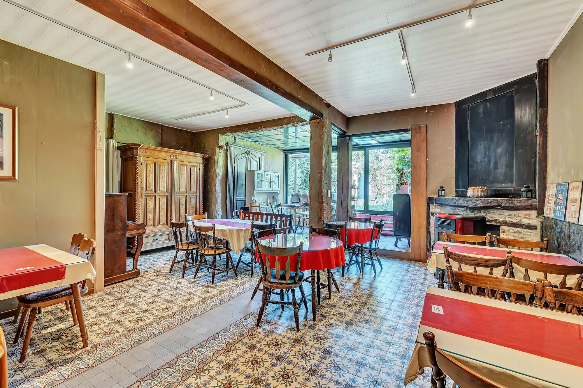 Op strategische uitvalsbasis bevindt zich deze handelswoning foto 10