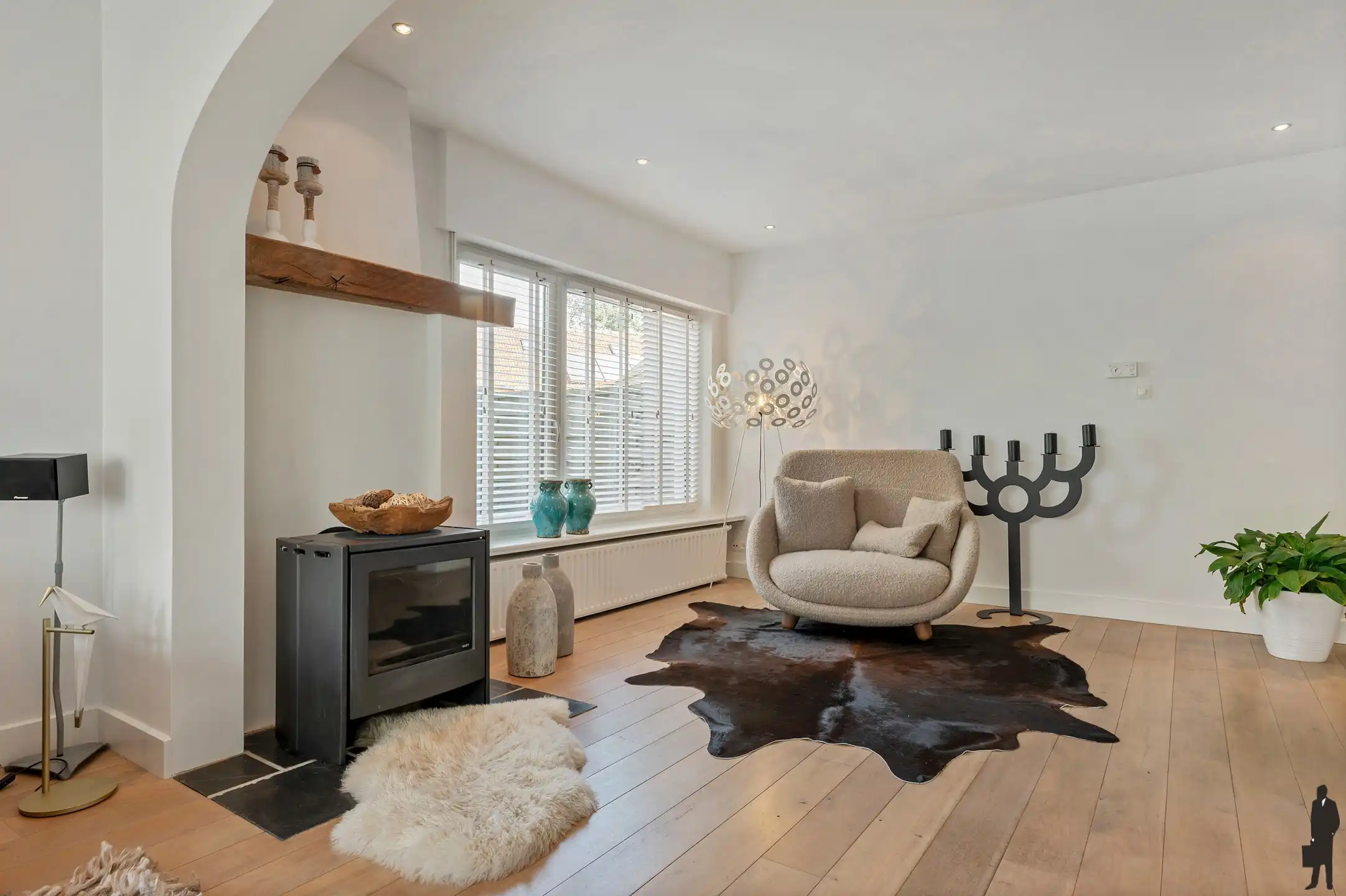 NIEUWE VOORWAARDEN! Tijdloze, vrijstaande woning met 4 slpk. gelegen in het centrum van Wortel - Hoogstraten. foto 17