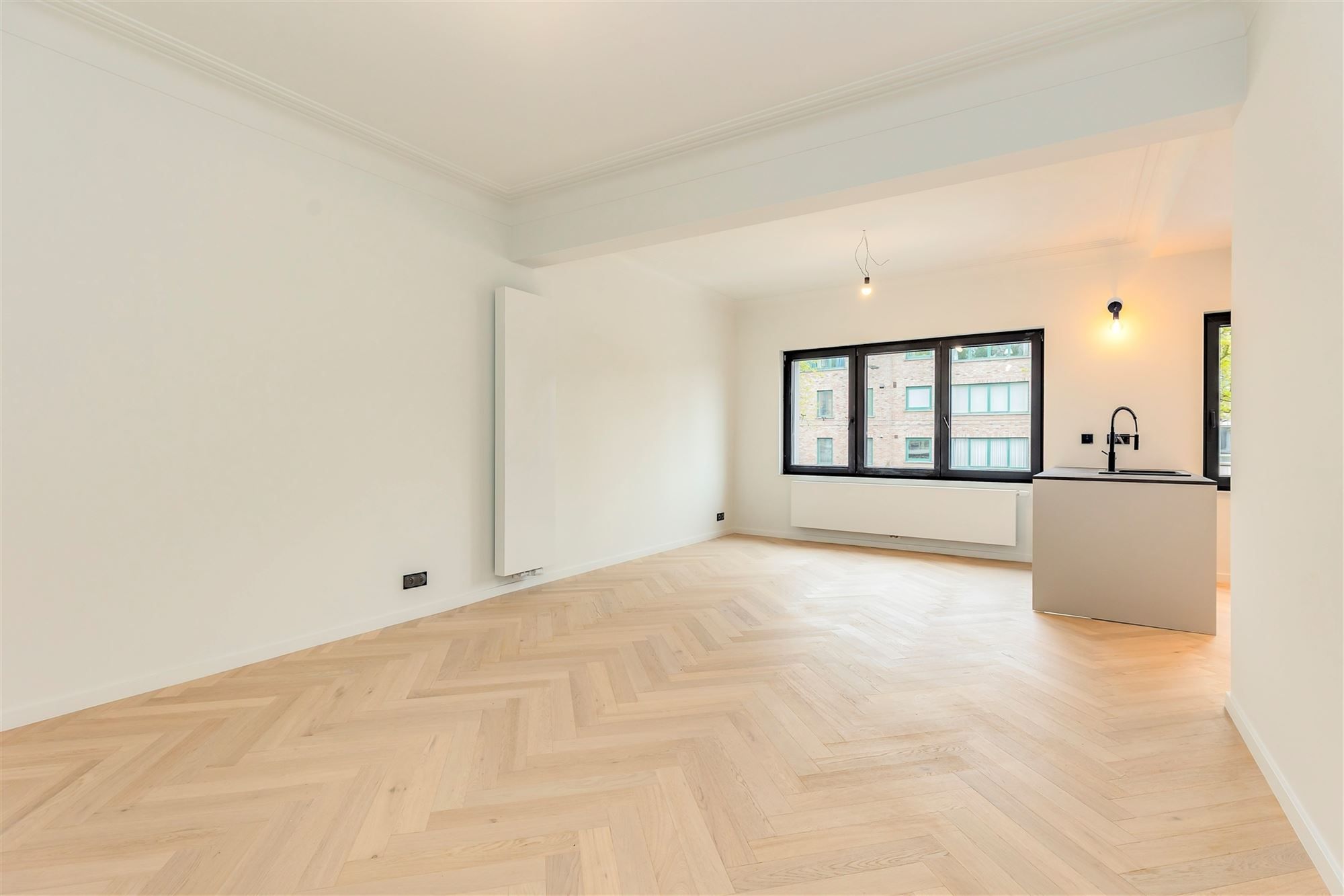 Super-de-luxe gerenoveerd appartement te Mortsel - 2 slk + 2 badk foto 3