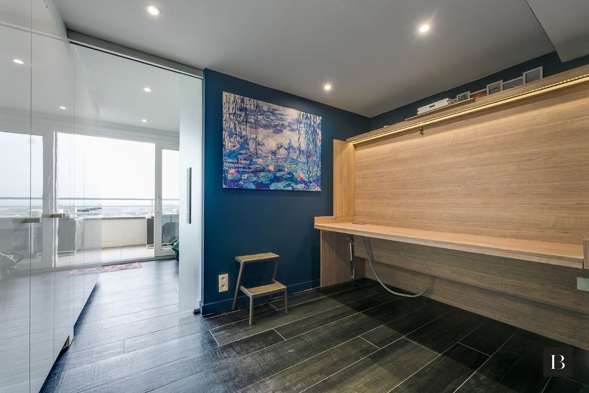 Prachtig penthouse op de zeedijk te Blankenberge foto 11