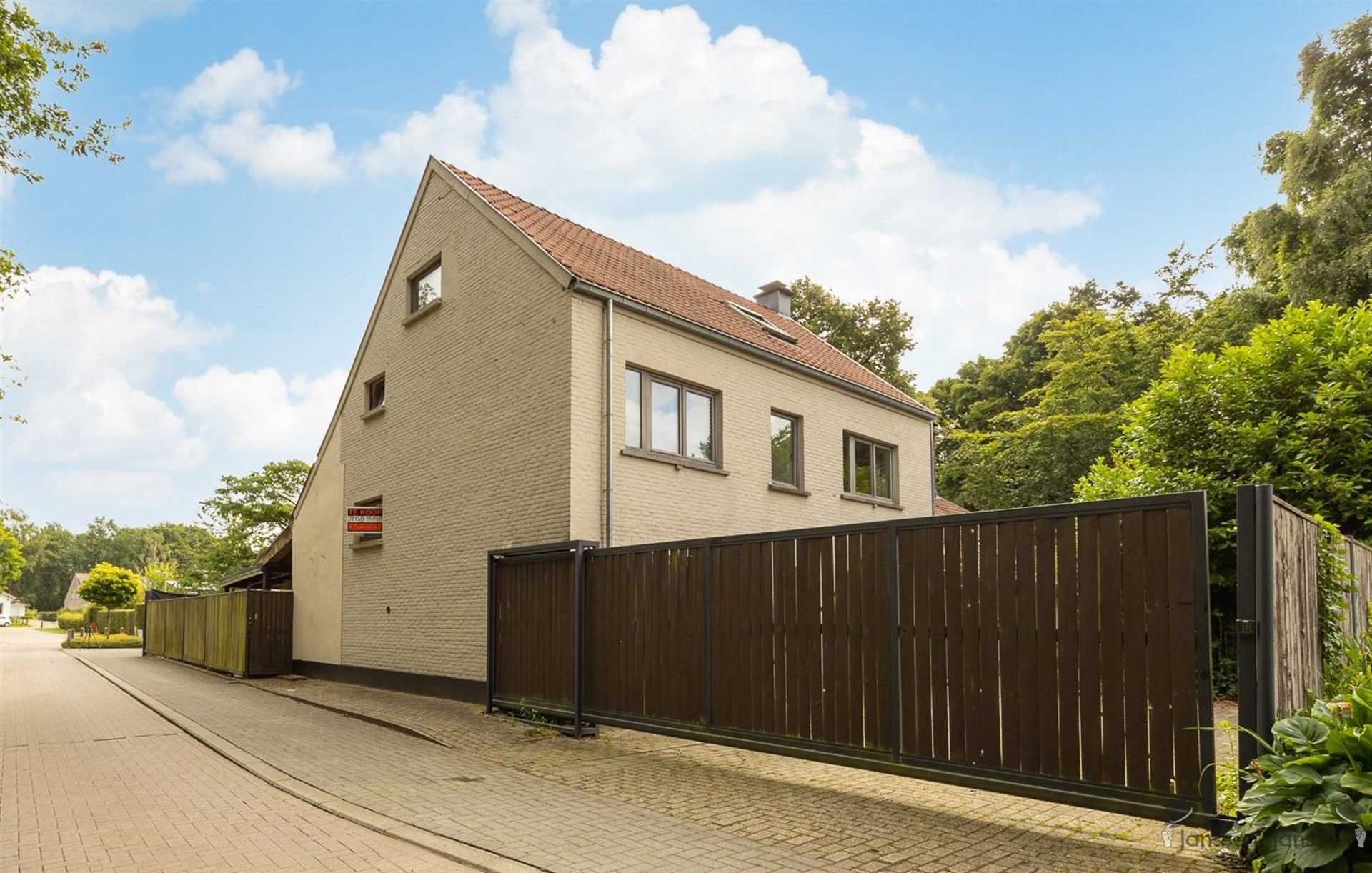 Uniek landhuis,4 slaapkamers, bijgebouwen op een perceel van 2200m² in het groen te Begijnendijk foto 39
