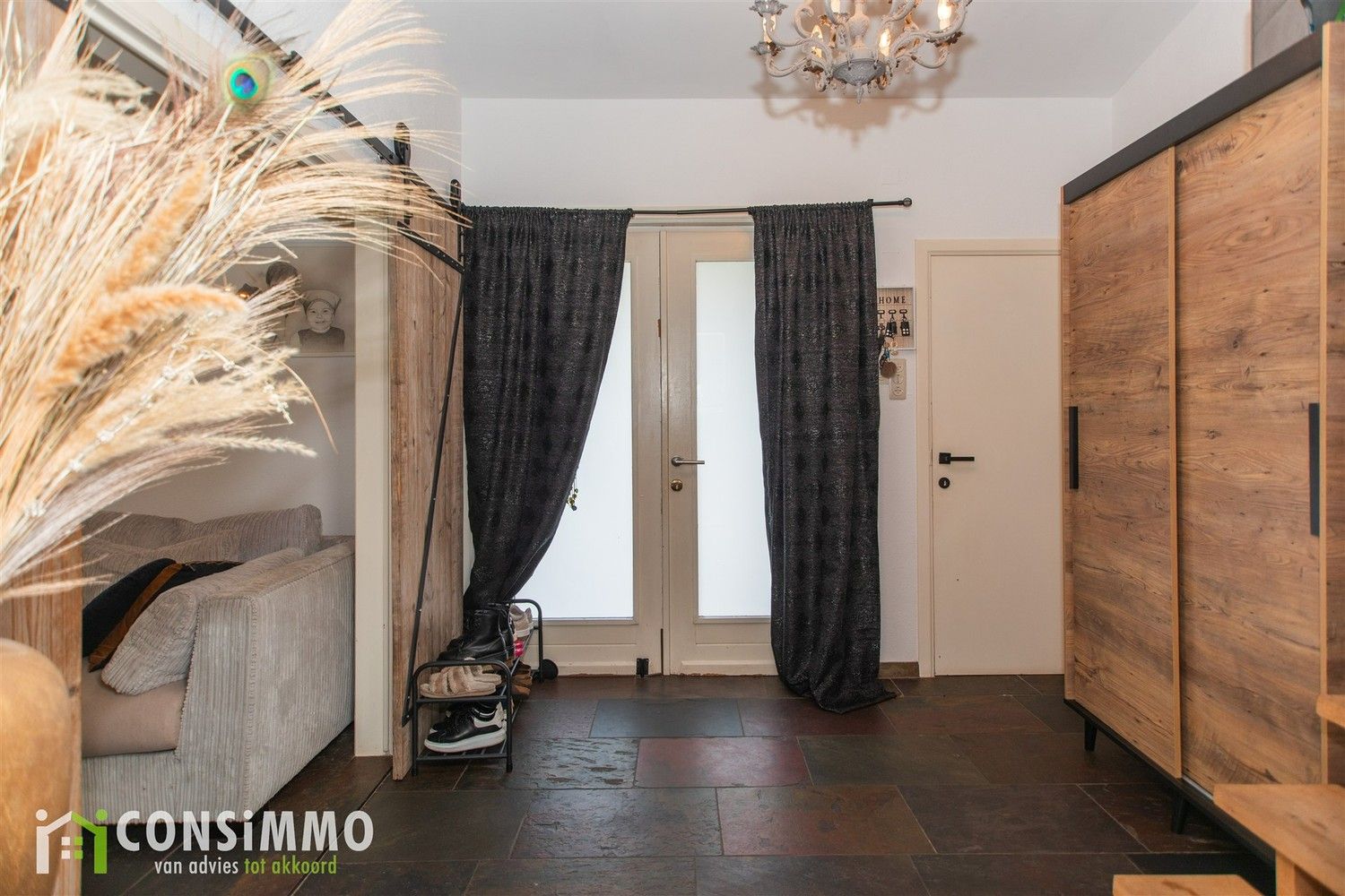 Karaktervolle, charmante woning met 4 slaapkamers in Maasmechelen-Opgrimbie foto 6