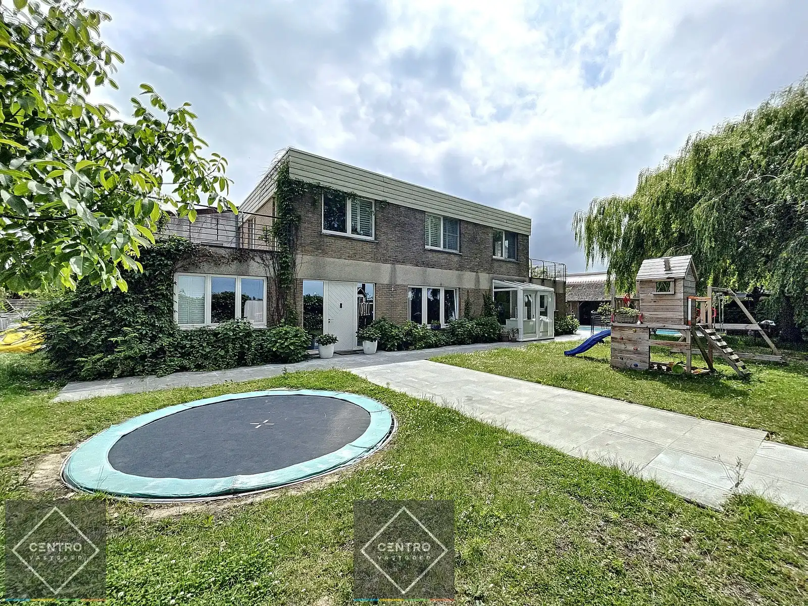 Bedrijfsgebouw met woonst op 't Walletje (Share Deal)! foto 3