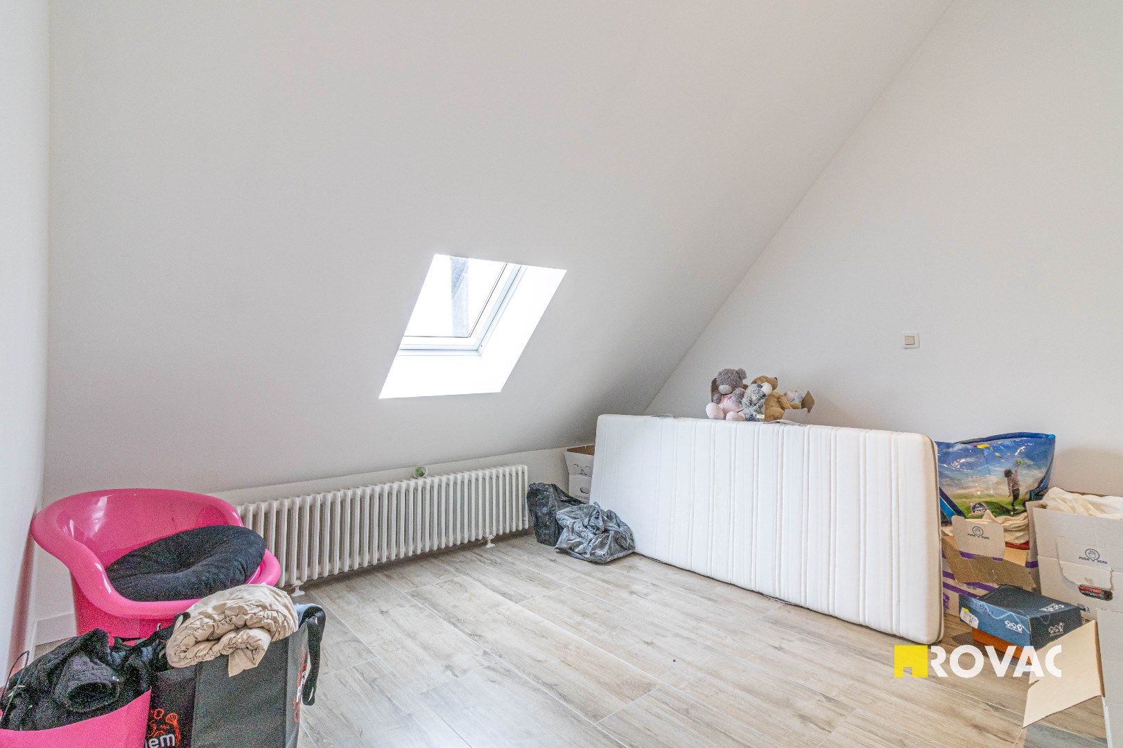 Verrassend ruime woning in centrum Izegem met 4 slaapkamers en tuin foto 25
