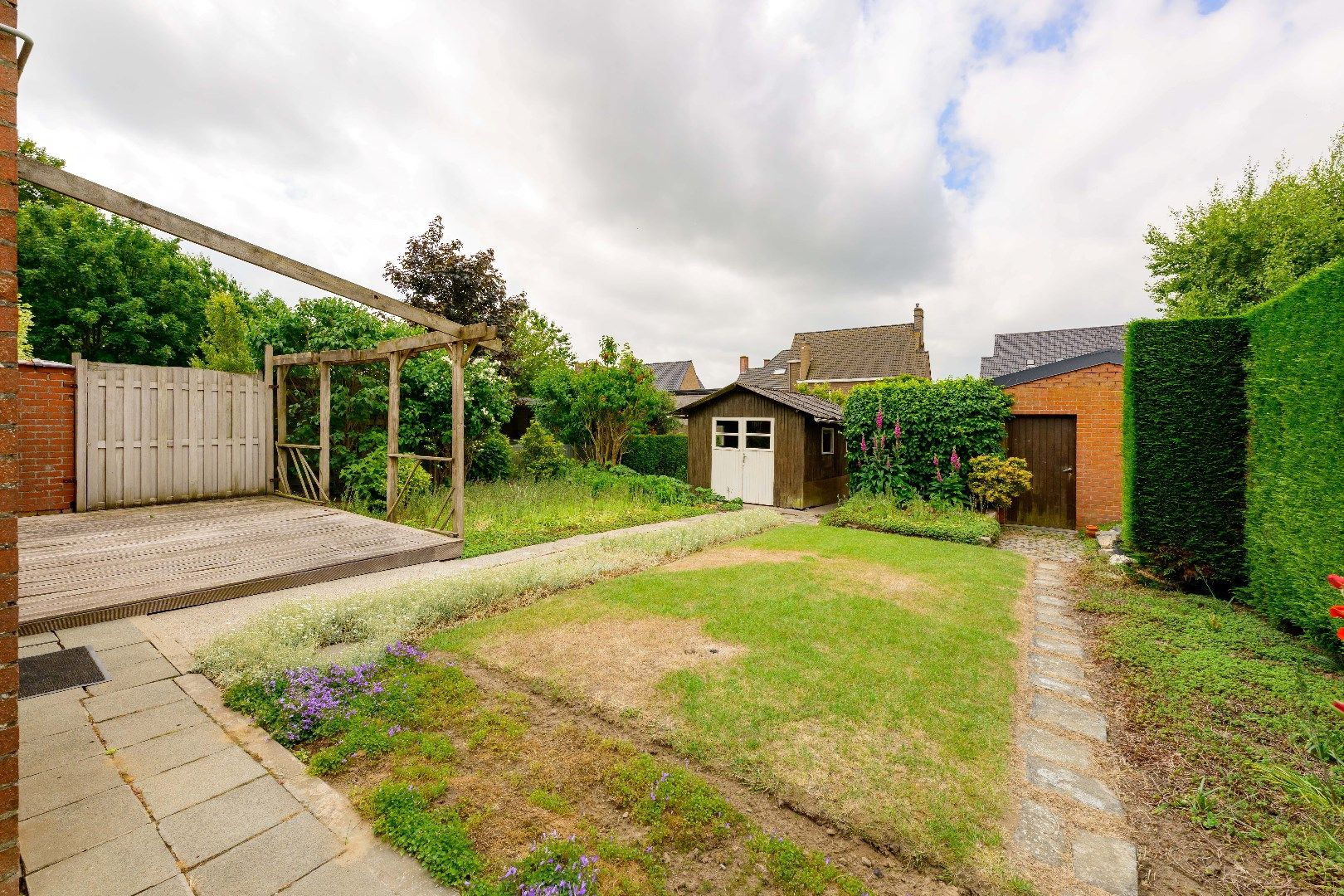 RUIME GEZINSWONING IN RUSTIGE WIJK MET TUIN | GARAGE | 4 SLPKS foto 19