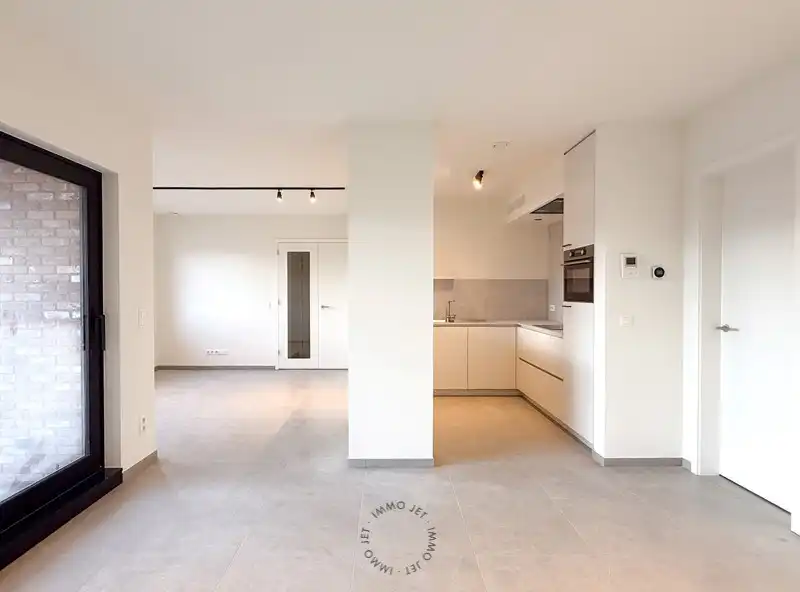 Lichtrijk nieuwbouwappartement met twee slaapkamers, terras en autostaanplaats foto 8