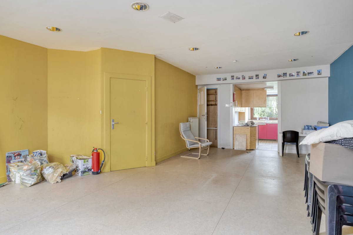 Ruim herenhuis te koop in Anderlecht – 3 verdiepingen foto 3