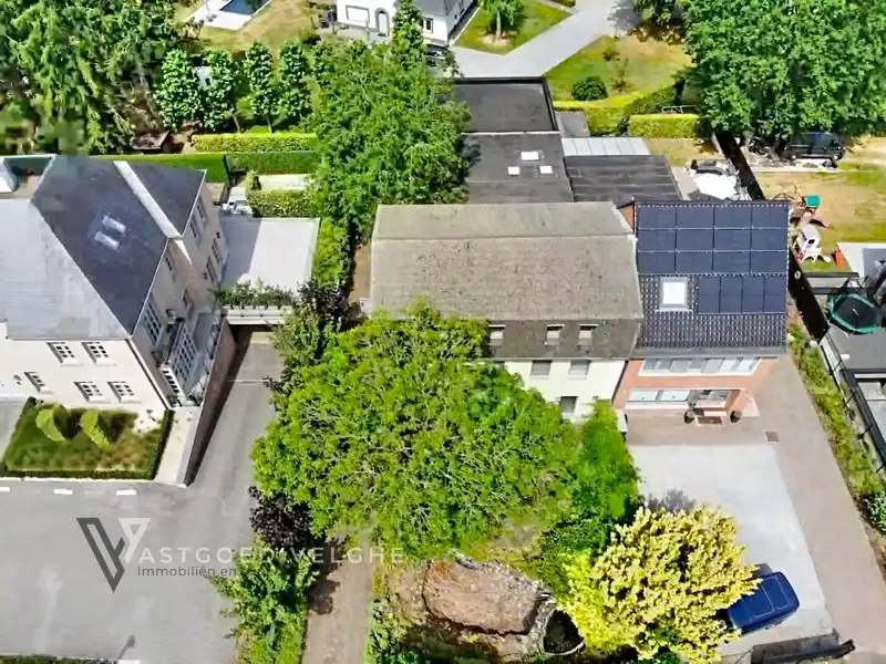 Ruime gezinswoning met zorgwoning in Genk-Centrum foto 46