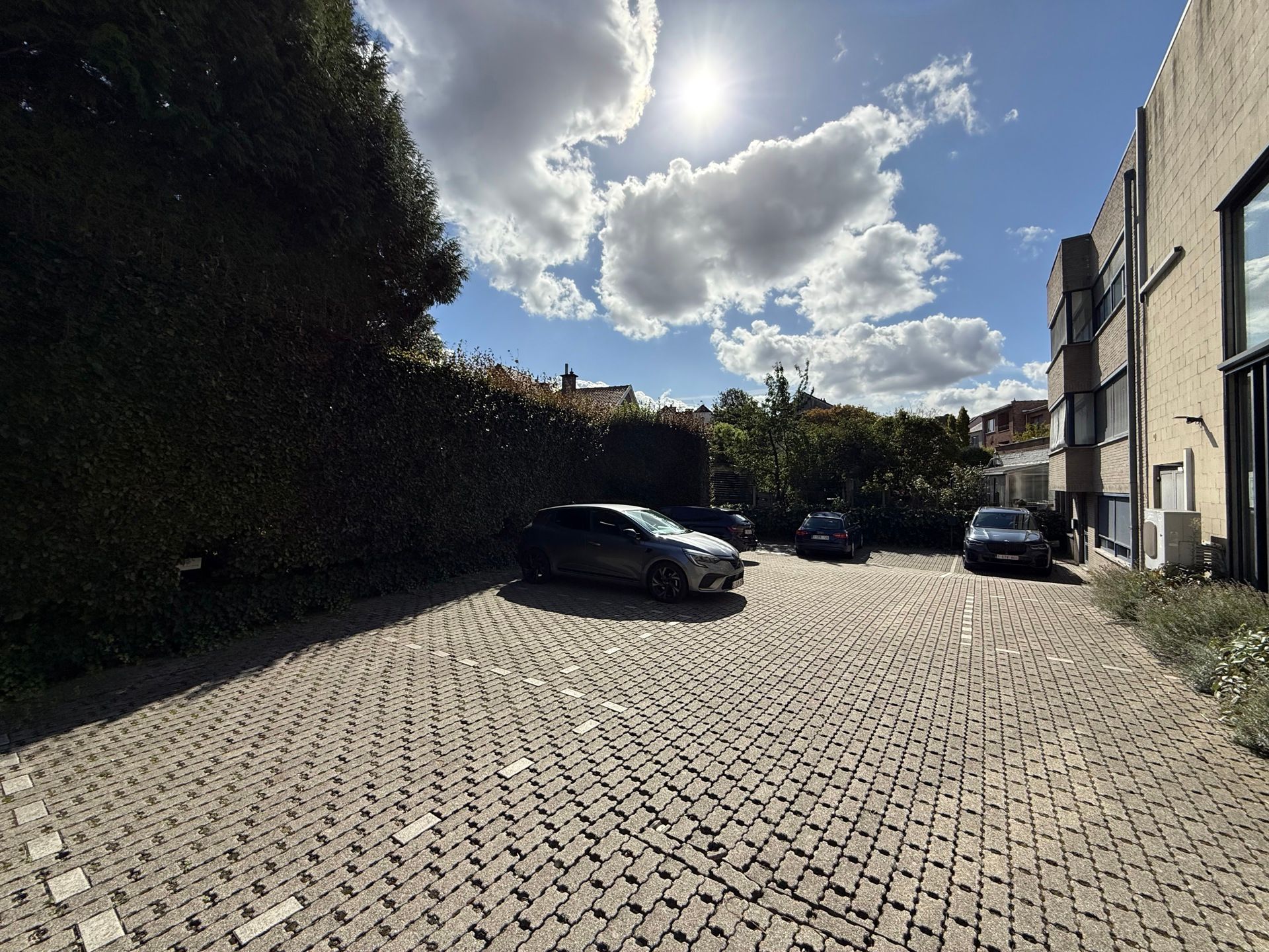 Duplex bureauruimte van 215m² in Strombeek-Bever foto 10