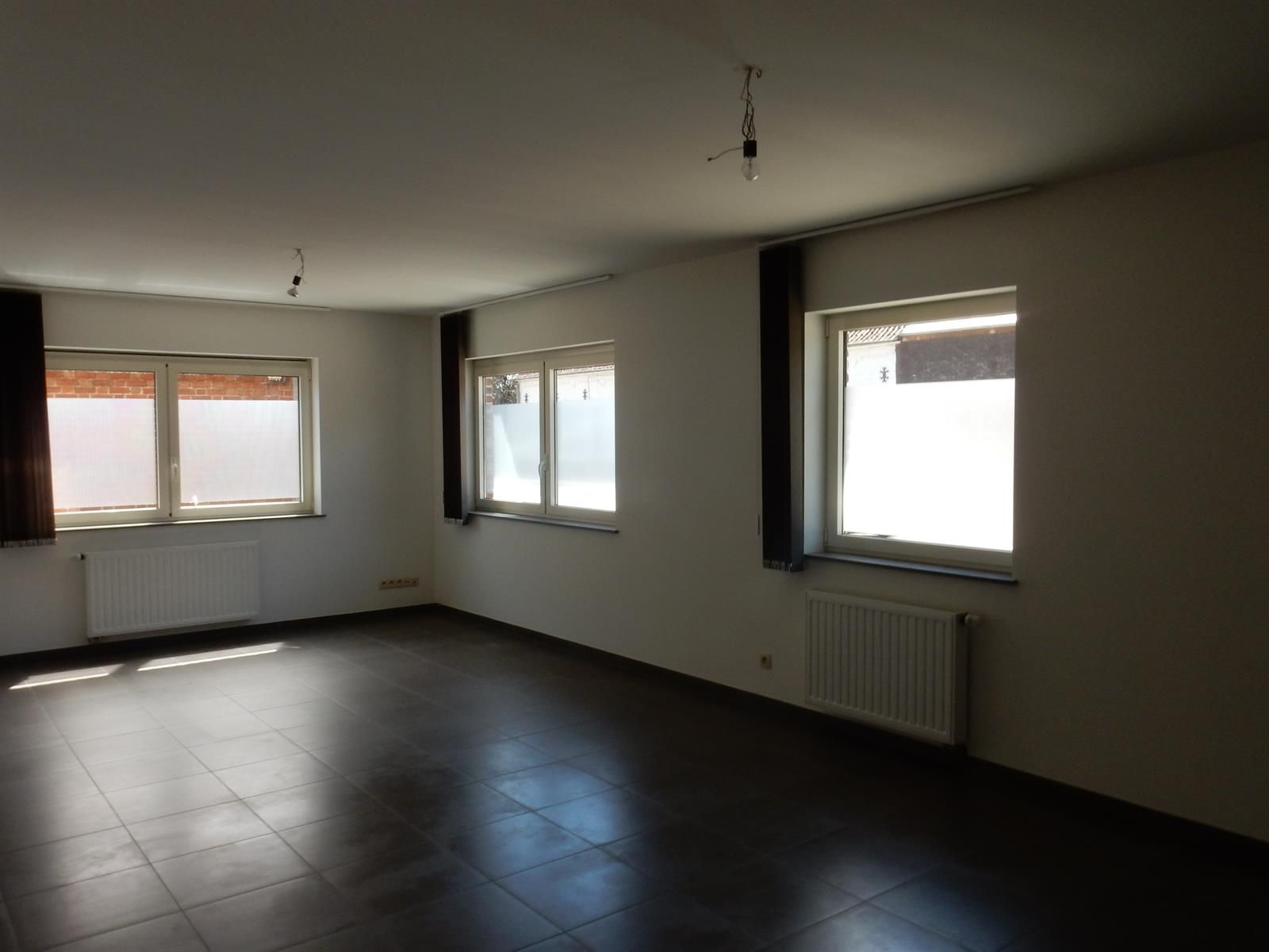 Appartement op het gelijkvloers van een kleinschalig appartementsgebouw. foto 3