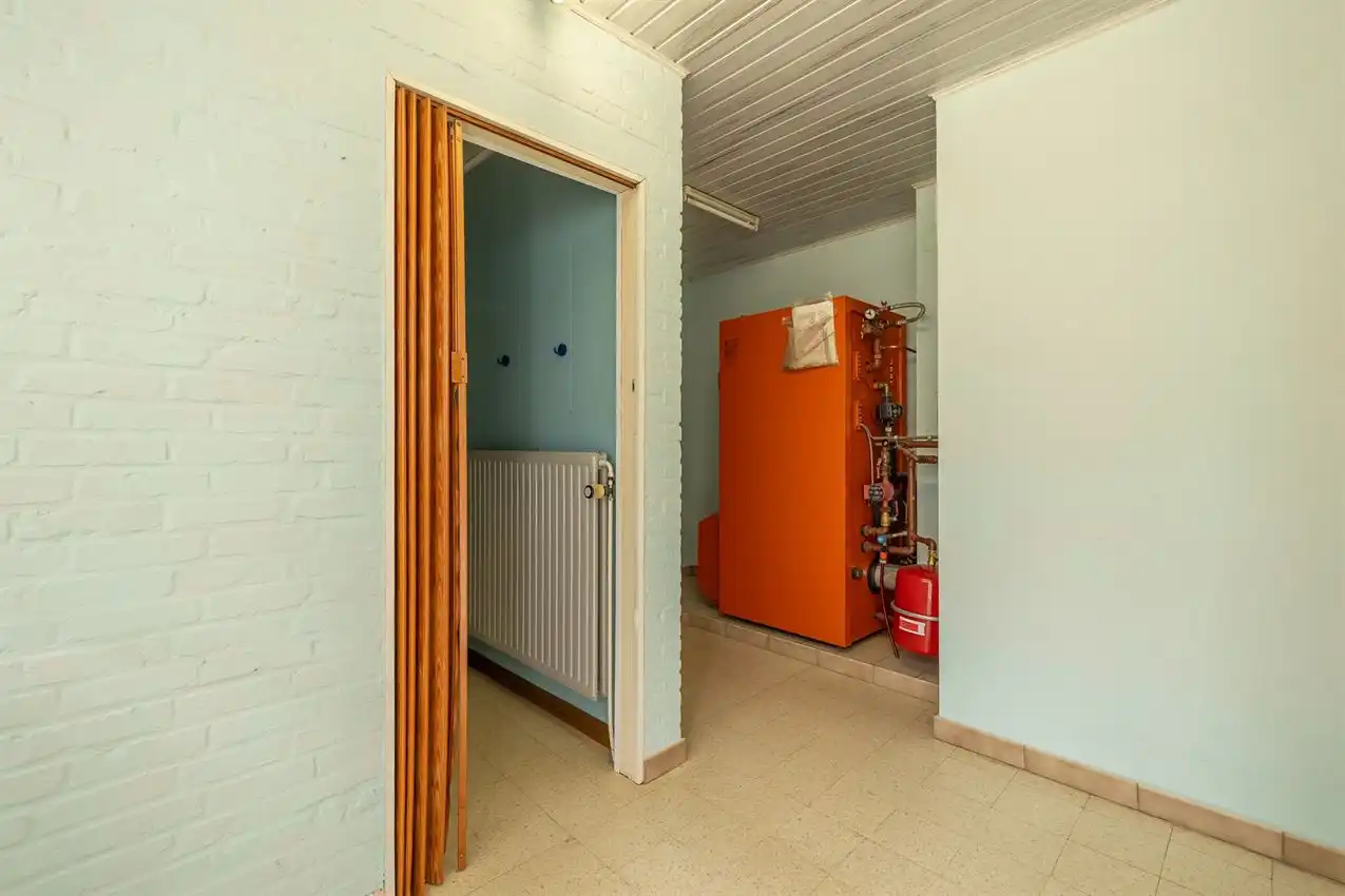 Woning met 3 slaapkamers, veranda en ruime tuin foto 7