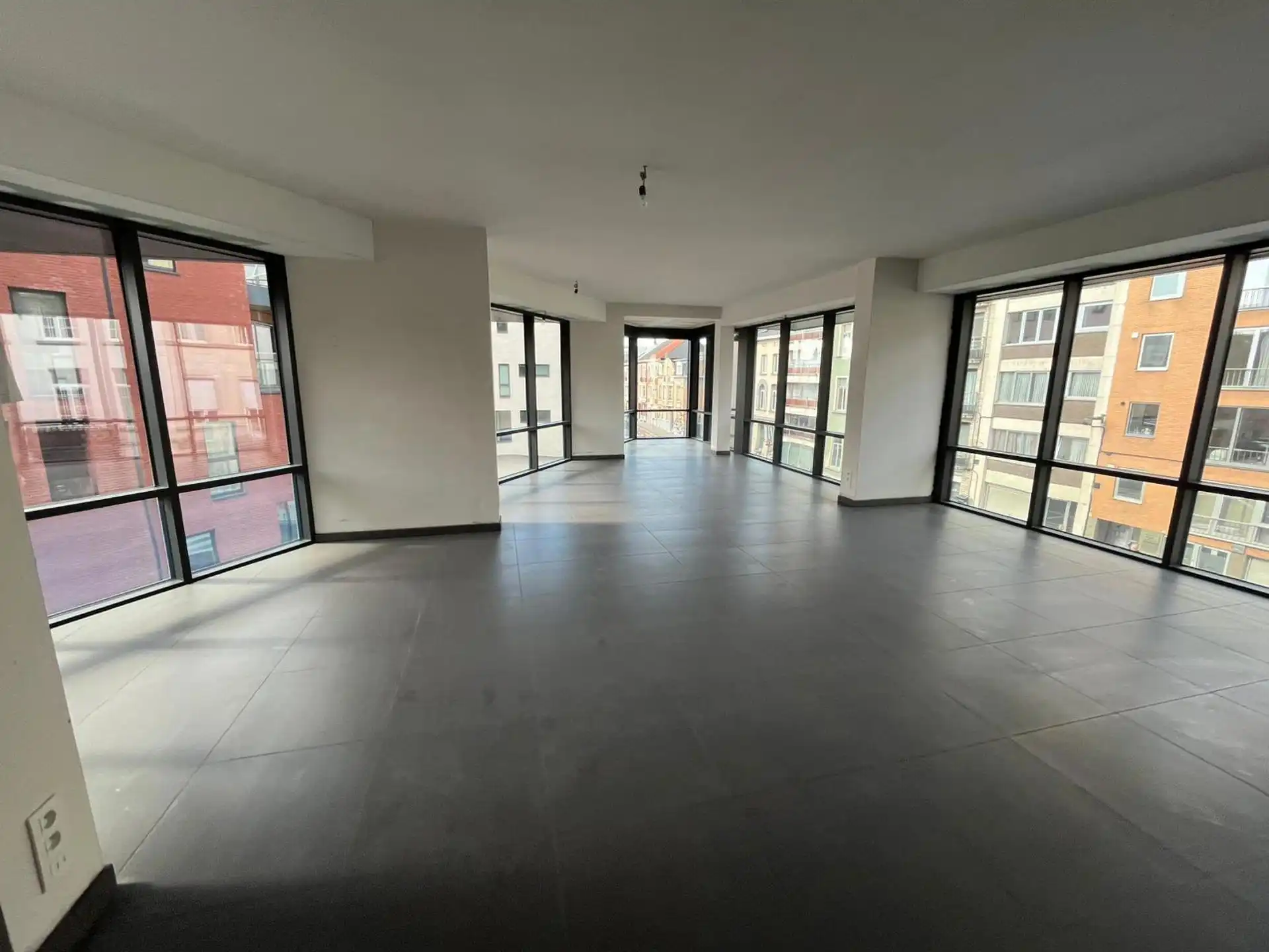 Kantoorruimte te koop in Mechelen foto {{pictureIndex}}