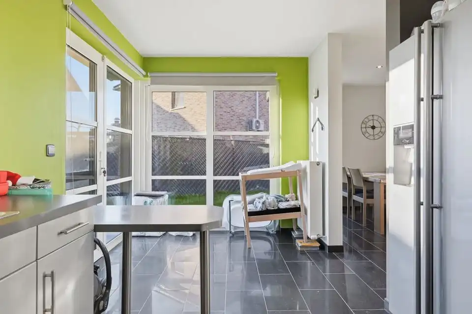 GEZELLIGE GEZINSWONING MET GARAGE IN SINT-TRUIDEN foto 8