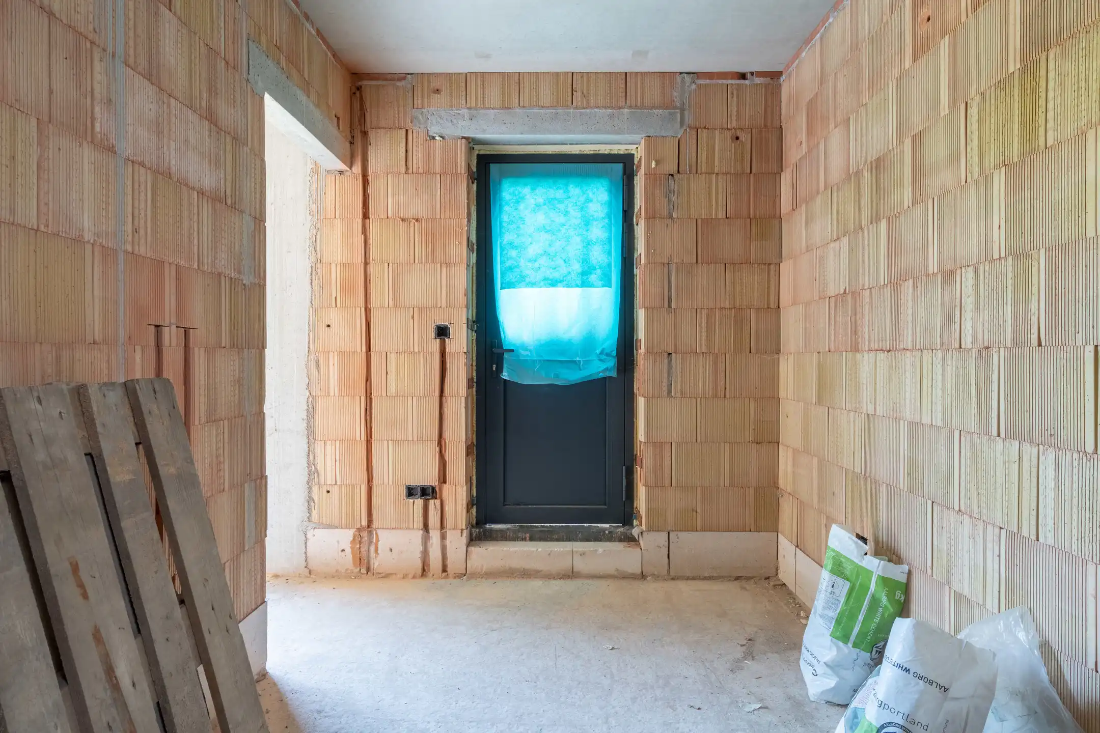 Nieuwbouwwoning met o.a. 4 slpk, garage op  443 m² (ZO) foto 13