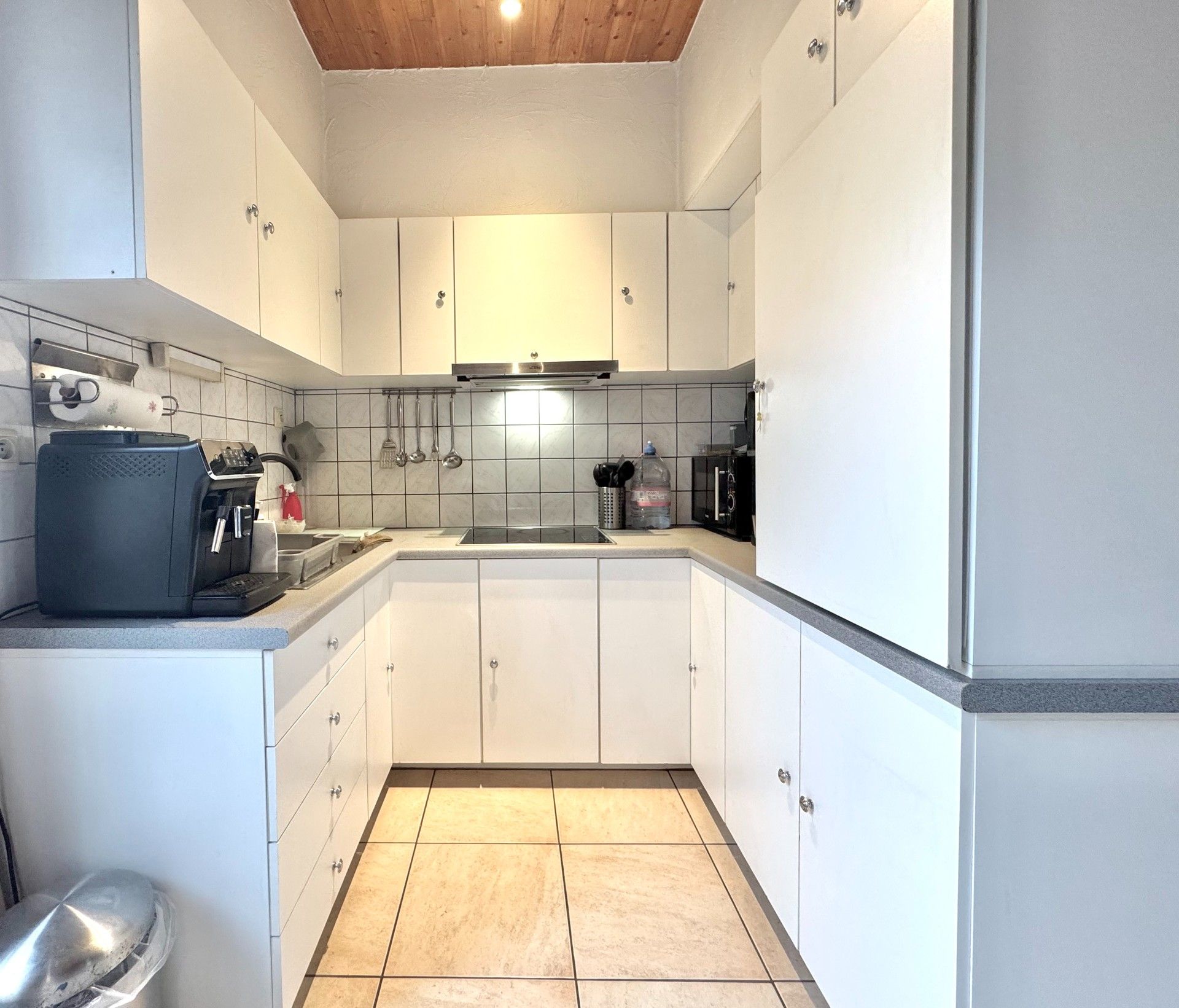 GEZELLIGE WONING MET 2 SLPKS EN TUIN OP 290 M² foto 9