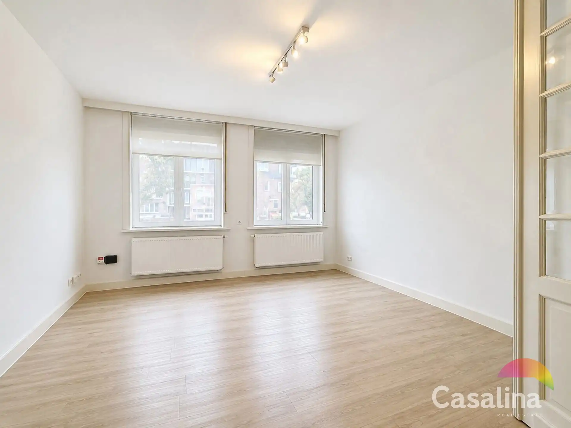 Luxe gelijkvloersappartement met stadstuin en garage box foto 6