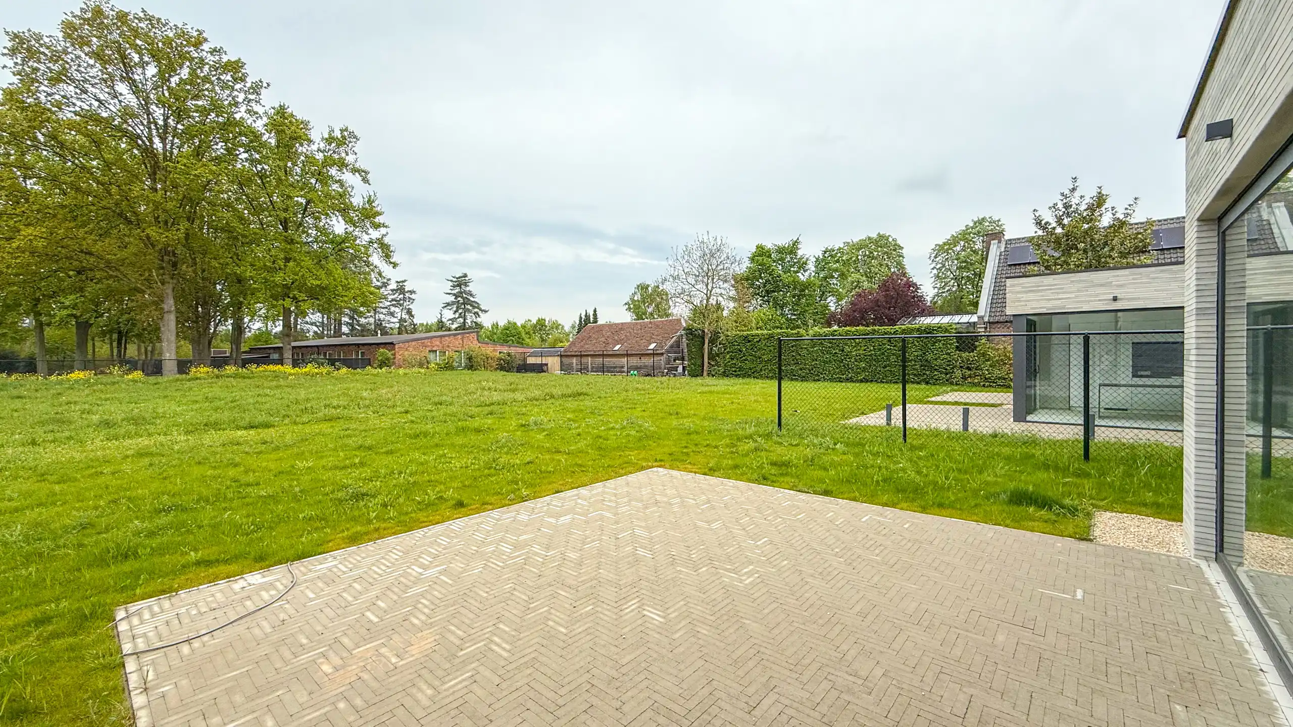 Rustig gelegen moderne nieuwbouwwoning met 3 slaapkamers!  foto 38