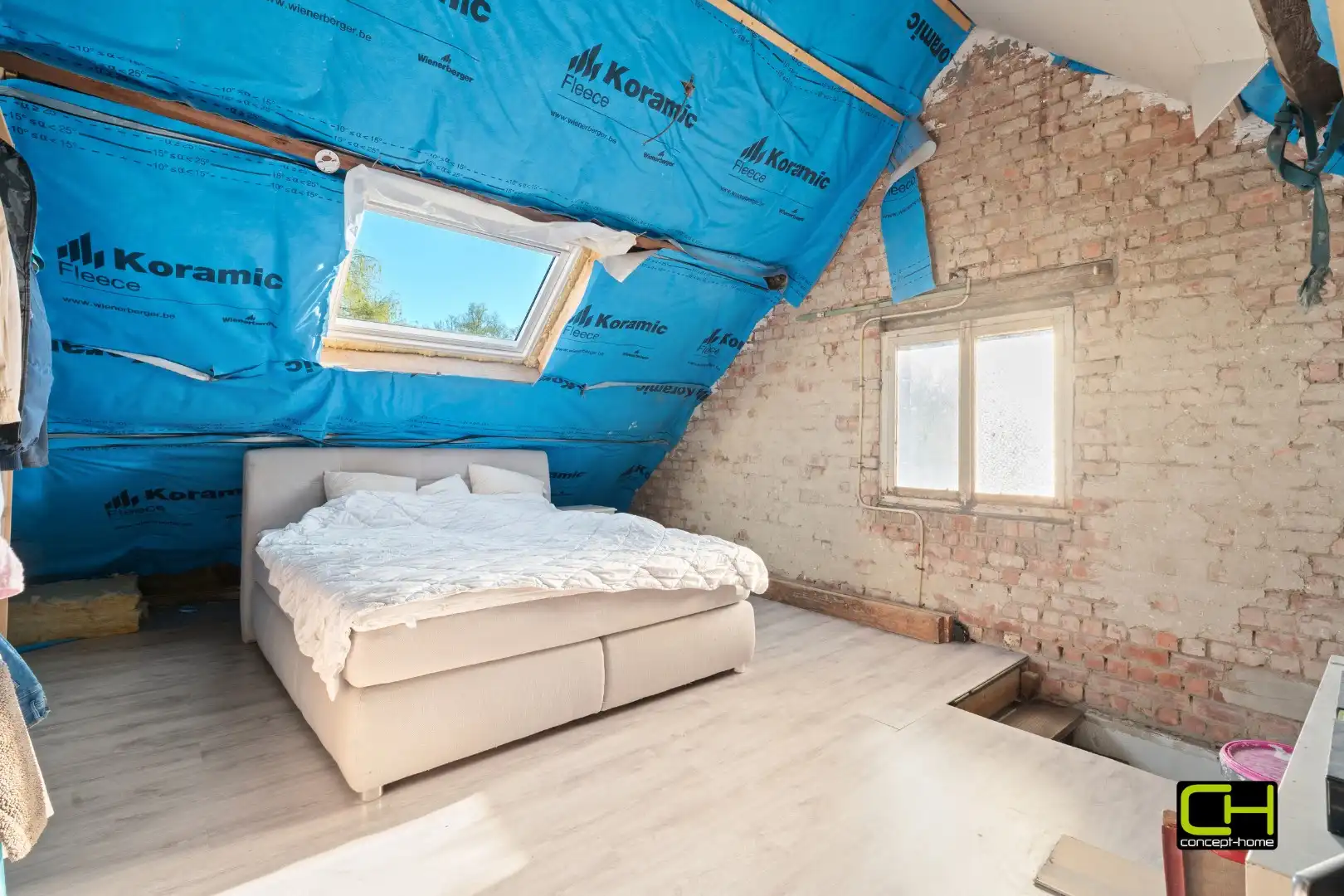 Halfopen bebouwing met zonnige tuin te koop in Lievegem foto 11