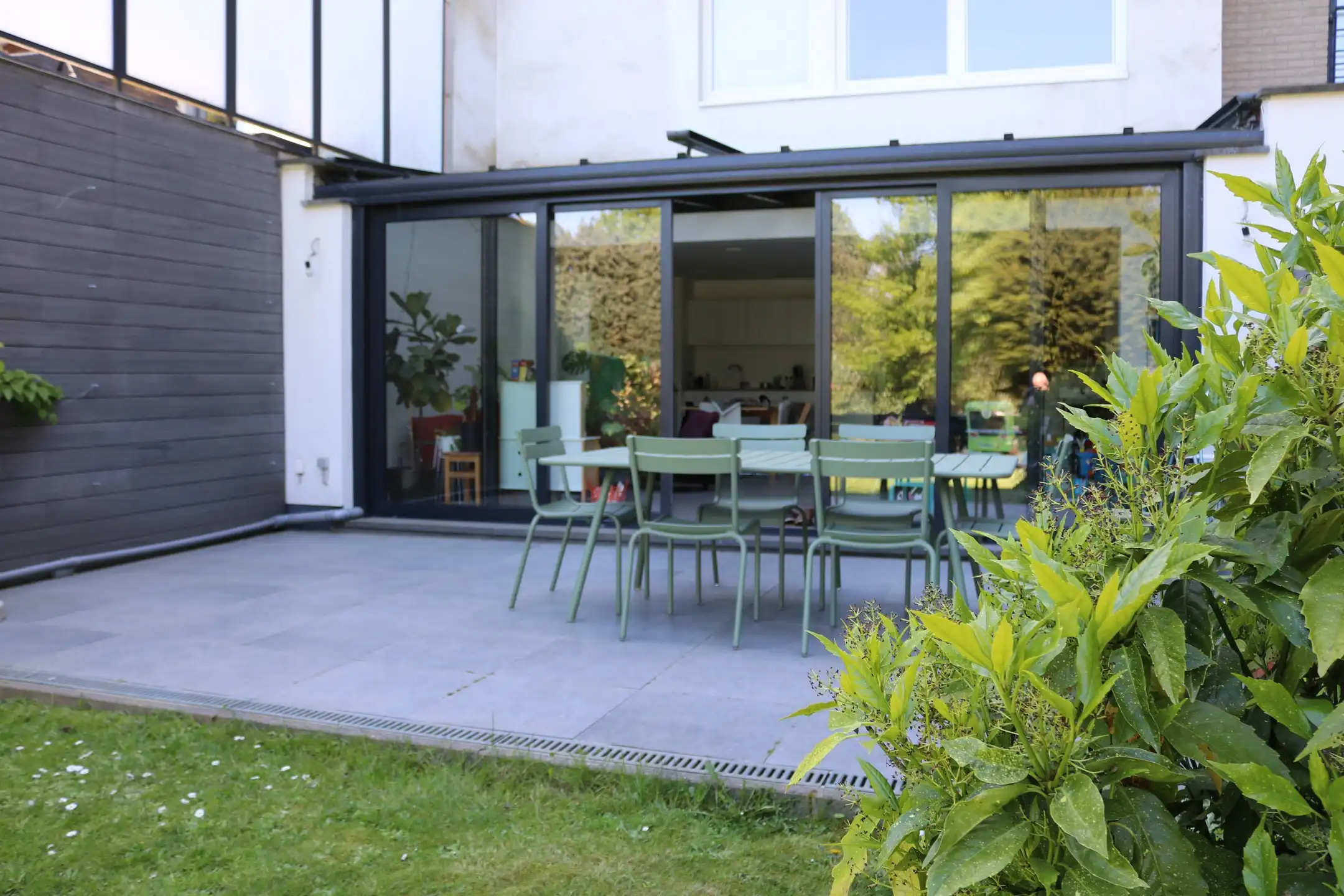 Energiezuinig wonen & XXL-tuin, vlak bij de stad foto 2