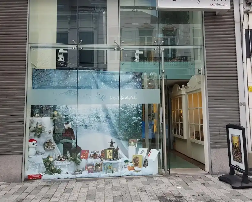 Karaktervol handelspand met unieke uitstraling te huur in de Stationsstraat te Sint-Niklaas foto 7