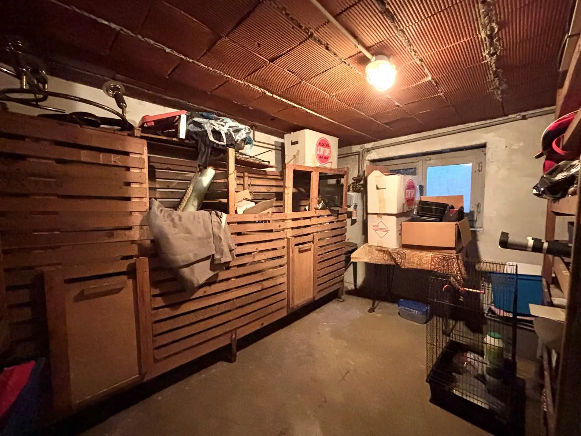 Op te frissen rijwoning met tuin, vernieuwde ramen en geïsoleerd dak. foto 16