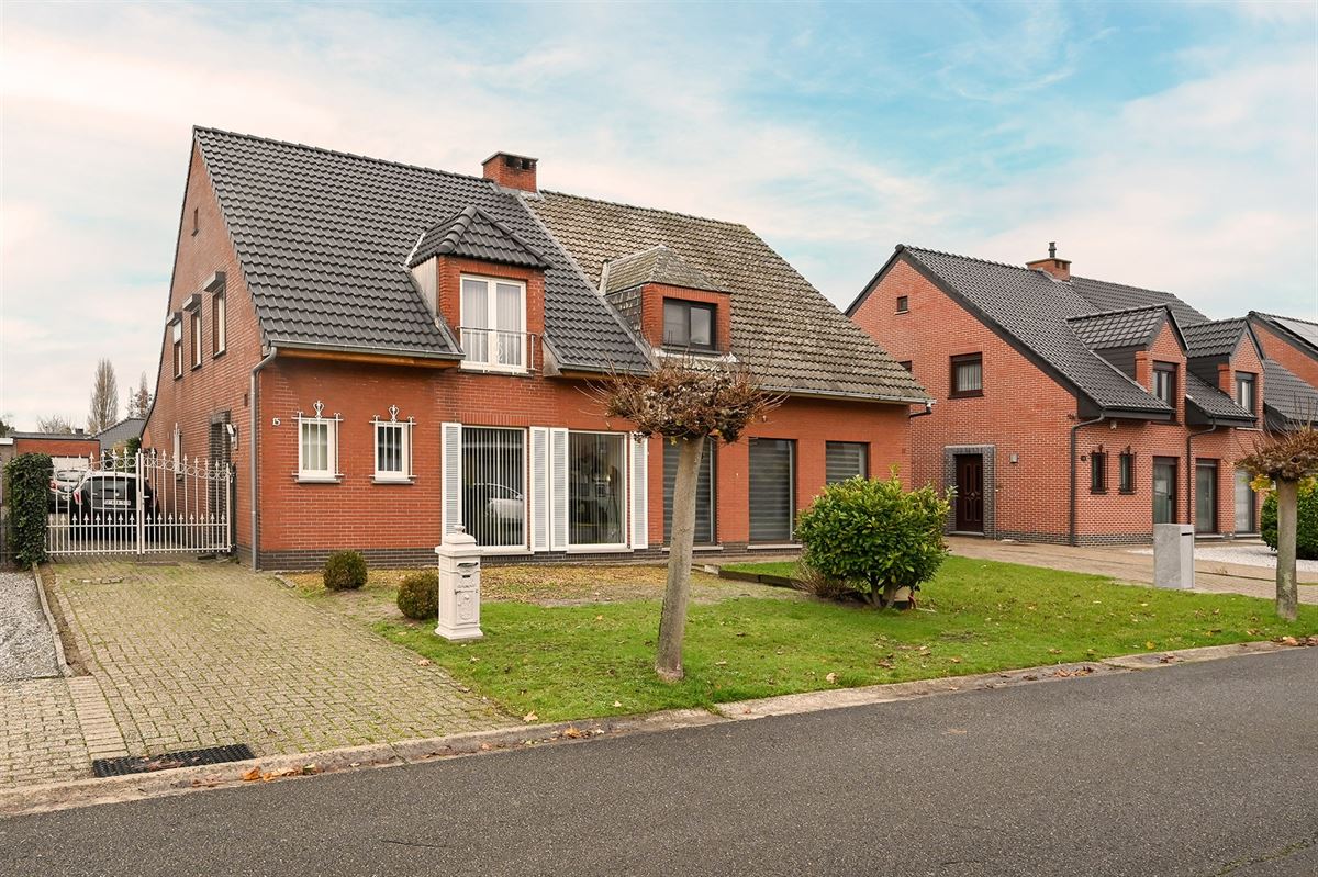 Mooi en perfect onderhouden halfopen woning te Stabroek foto 28