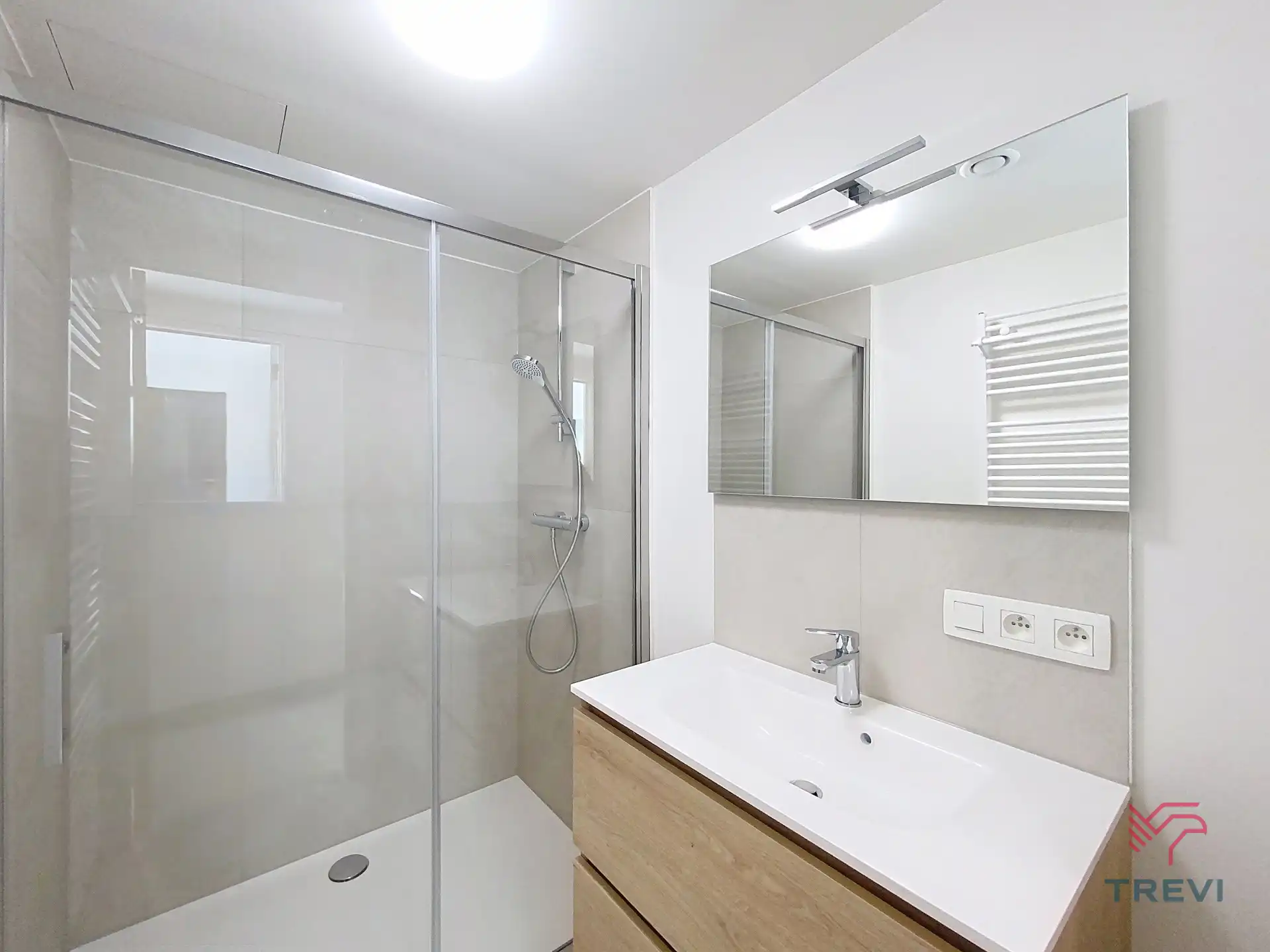 Nieuw appartement met 1 slaapkamer en terras  foto 10