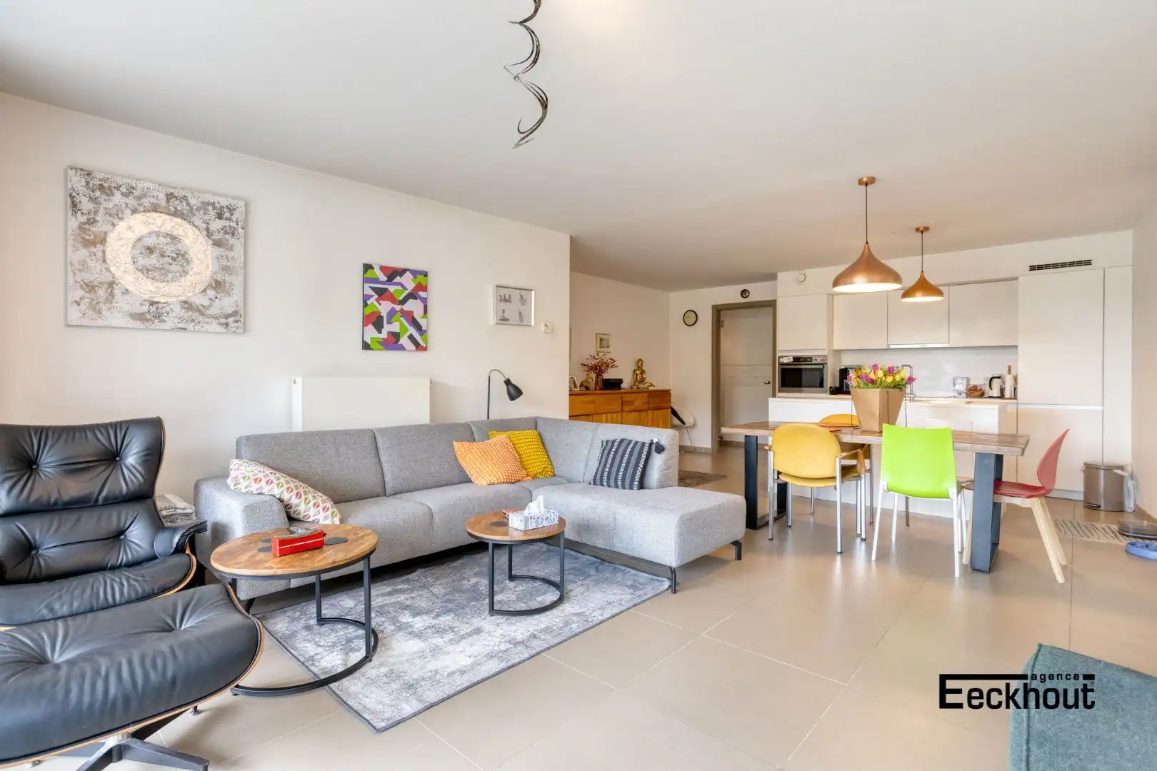 Recent en zonnig appartement met ruim terras en open zicht.  foto 5