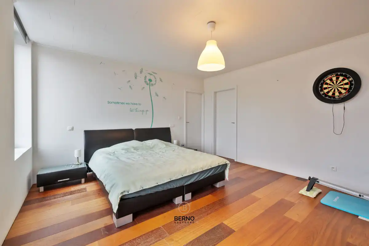 Authentiek herenhuis met moderne luxe en zonnige tuin – Wieze. foto 16