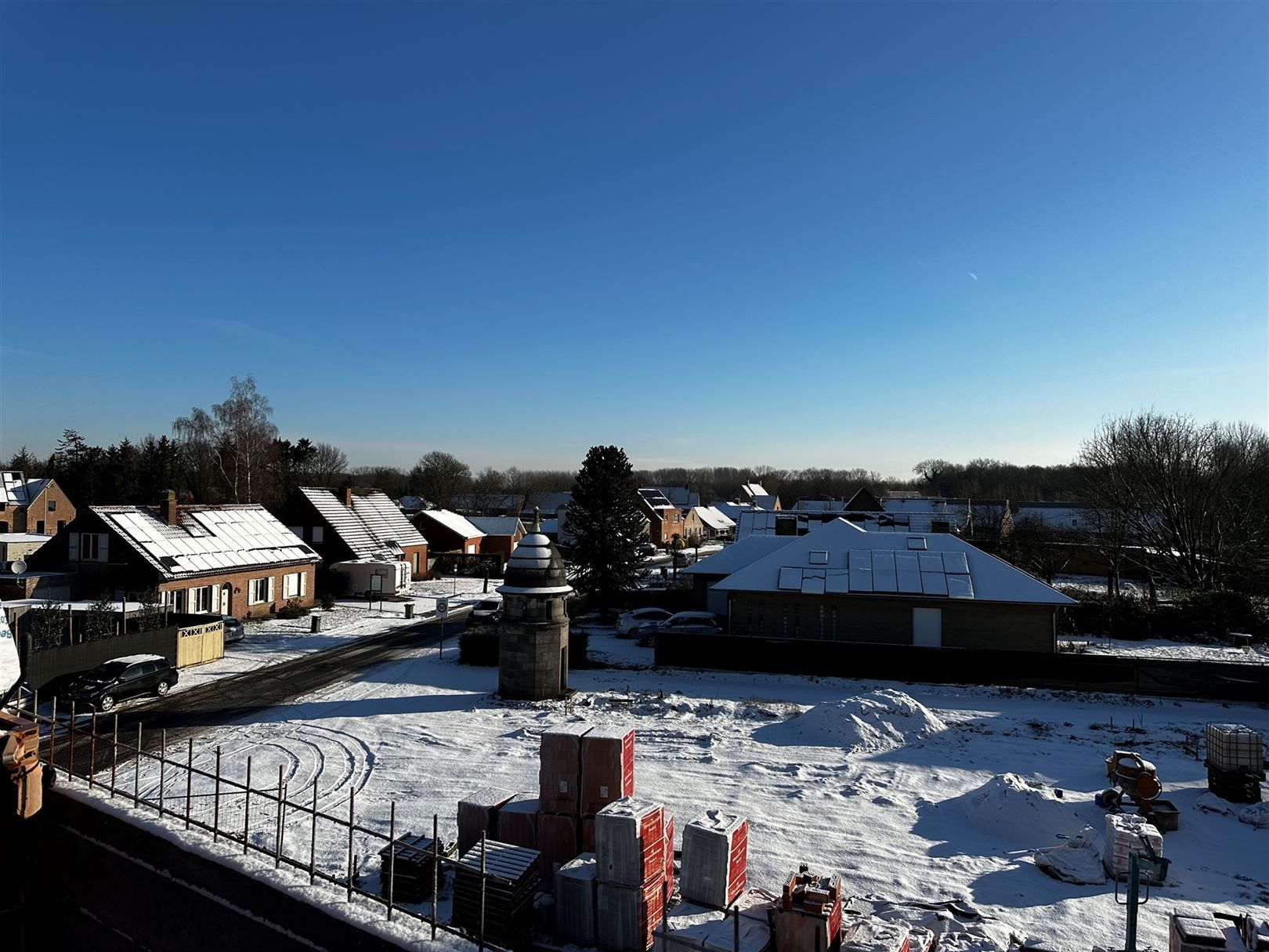 Woning met 4 slaapkamers, apart bureau en polyvalente ruimte met Zuid tuin.  foto 10