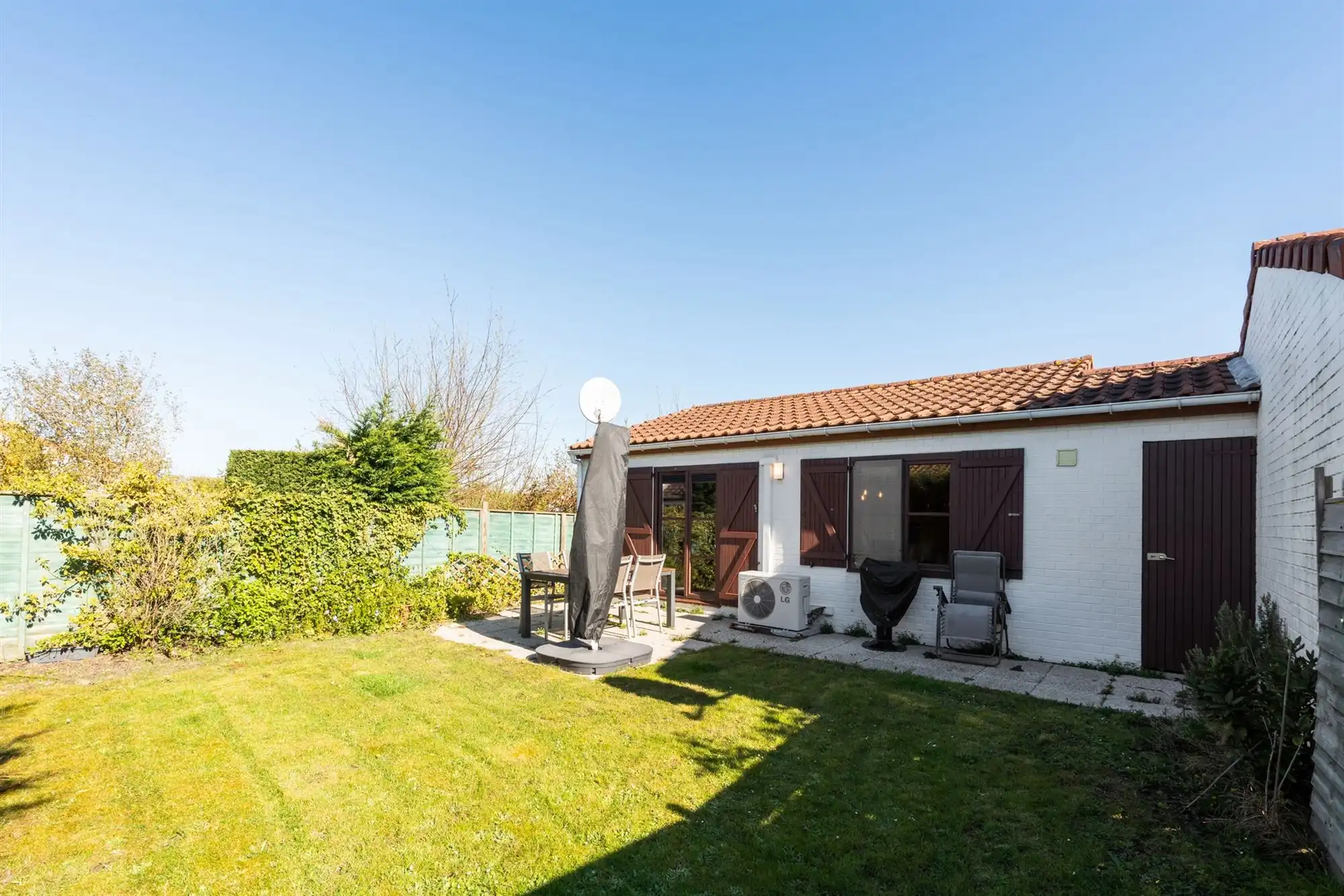 Hoofdfoto van de publicatie: Leuke vakantiewoning met parking in park!