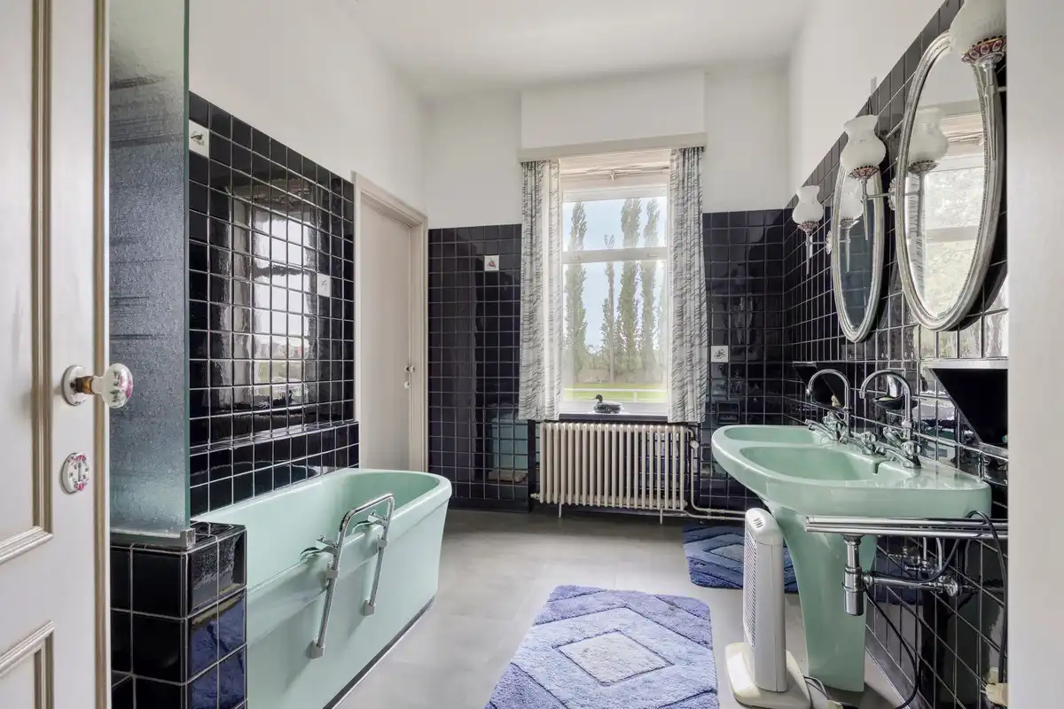 EXCLUSIEF VILLA-LANDHUIS OP 1HA09A87CA AAN STANDSRAND BILZEN. foto 24