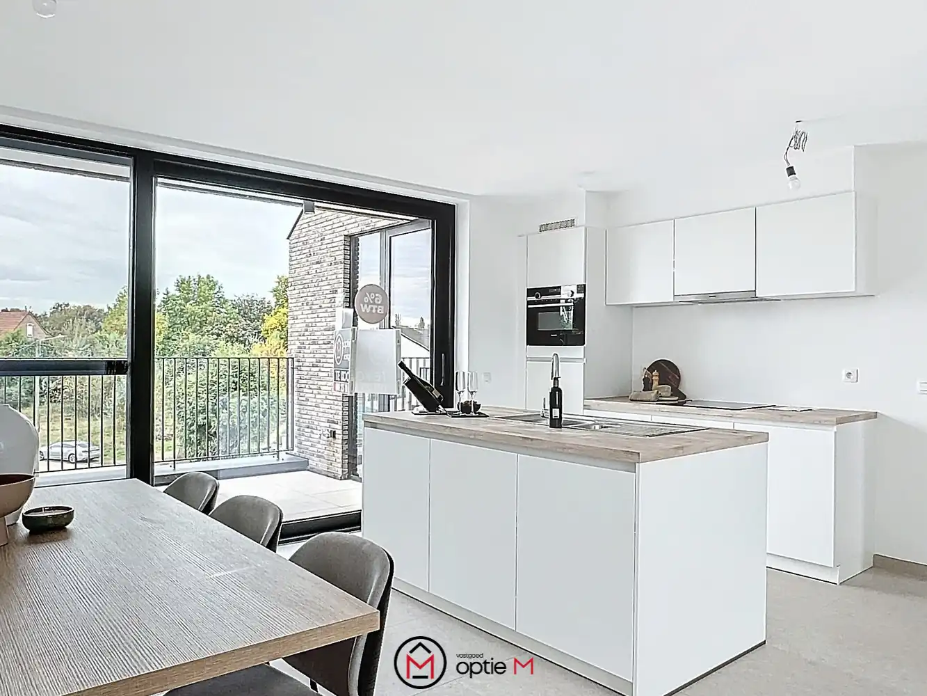 RUIM DUPLEX APPARTEMENT MET MOOI TERRAS foto 5