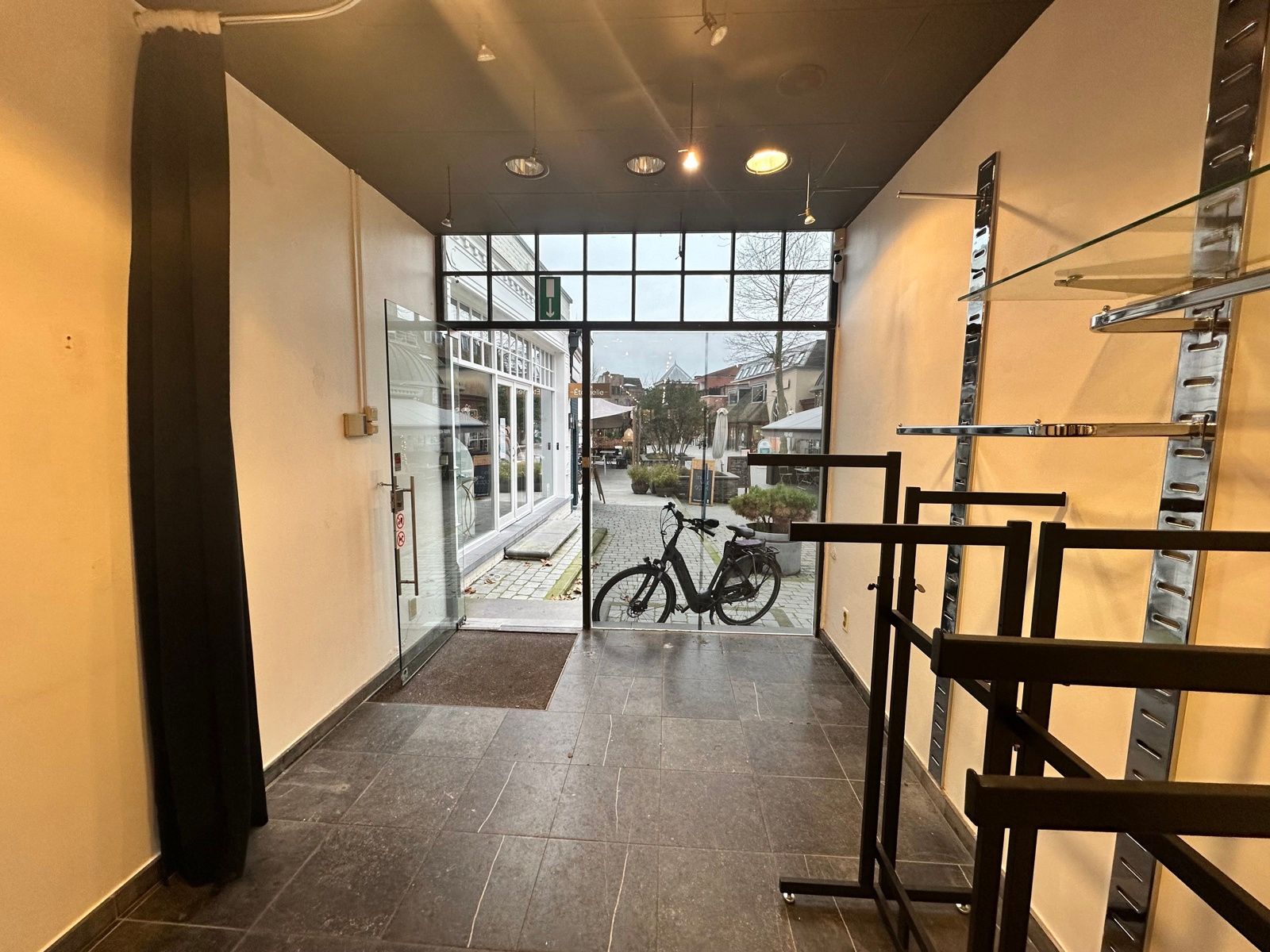 Winkel + woonst op een toplocatie in Turnhout foto 7