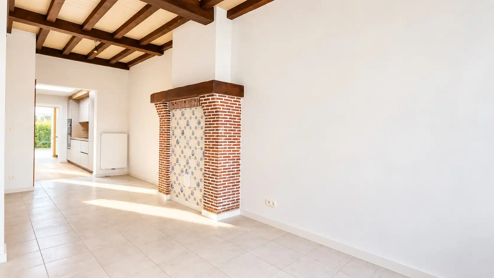 Gerenoveerde woning met terras in Sint-Niklaas foto 18