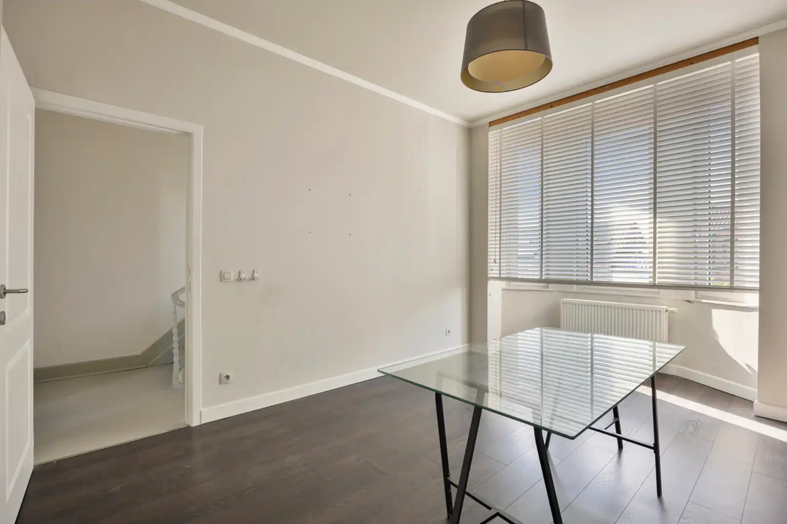 Karaktervol herenhuis met 3 slpk. in Zellik – instapklaar foto 21